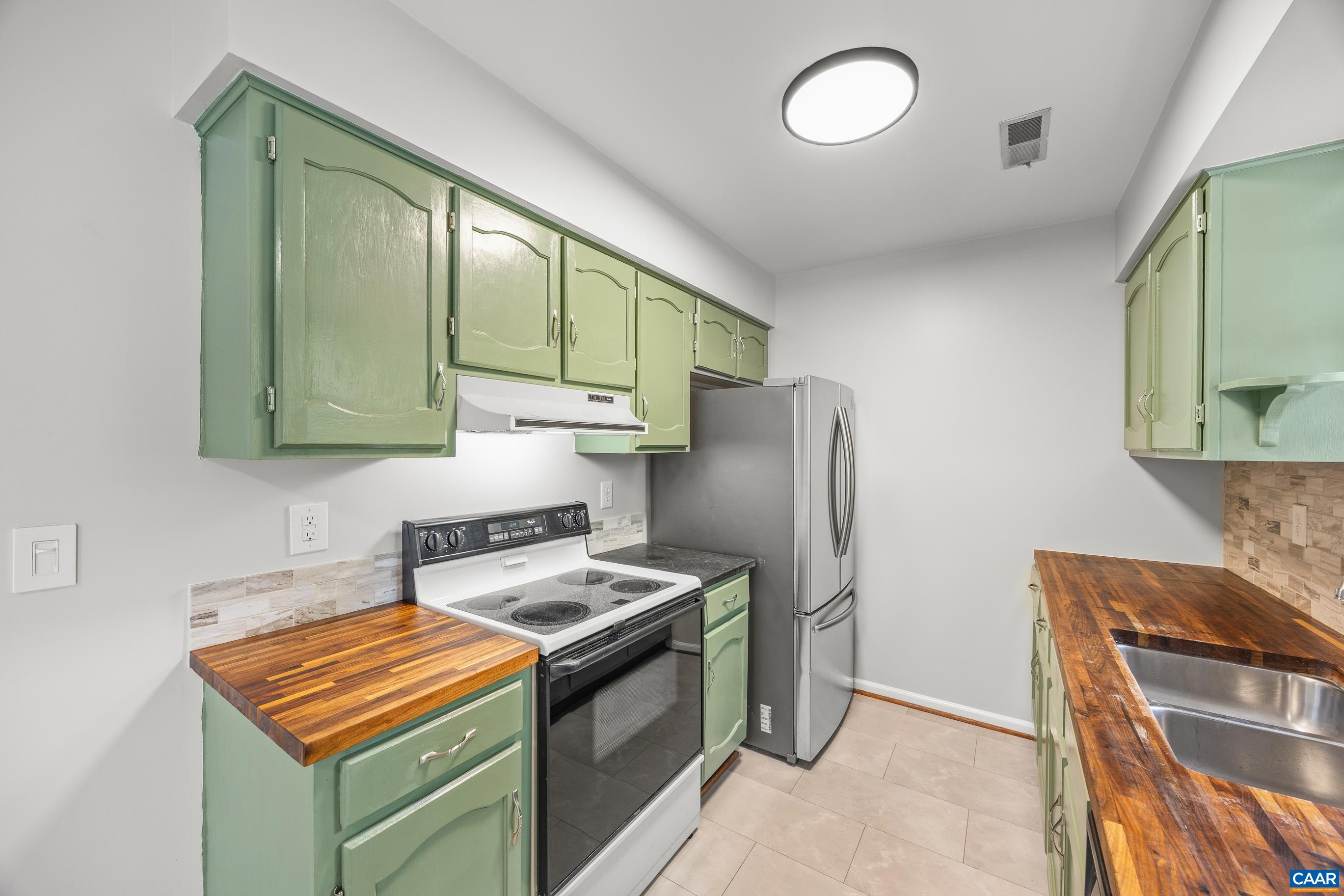 71 COURT PL, CHARLOTTESVILLE, Virginia 22901, 3 Bedrooms Bedrooms, ,1 BathroomBathrooms,Residential,71 COURT PL,681825 MLS # 681825 71 COURT PL, CHARLOTTESVILLE, Virginia 22901, 3 Bedrooms Bedrooms, ,1 BathroomBathrooms,Residential,71 COURT PL,681825 MLS # 681825