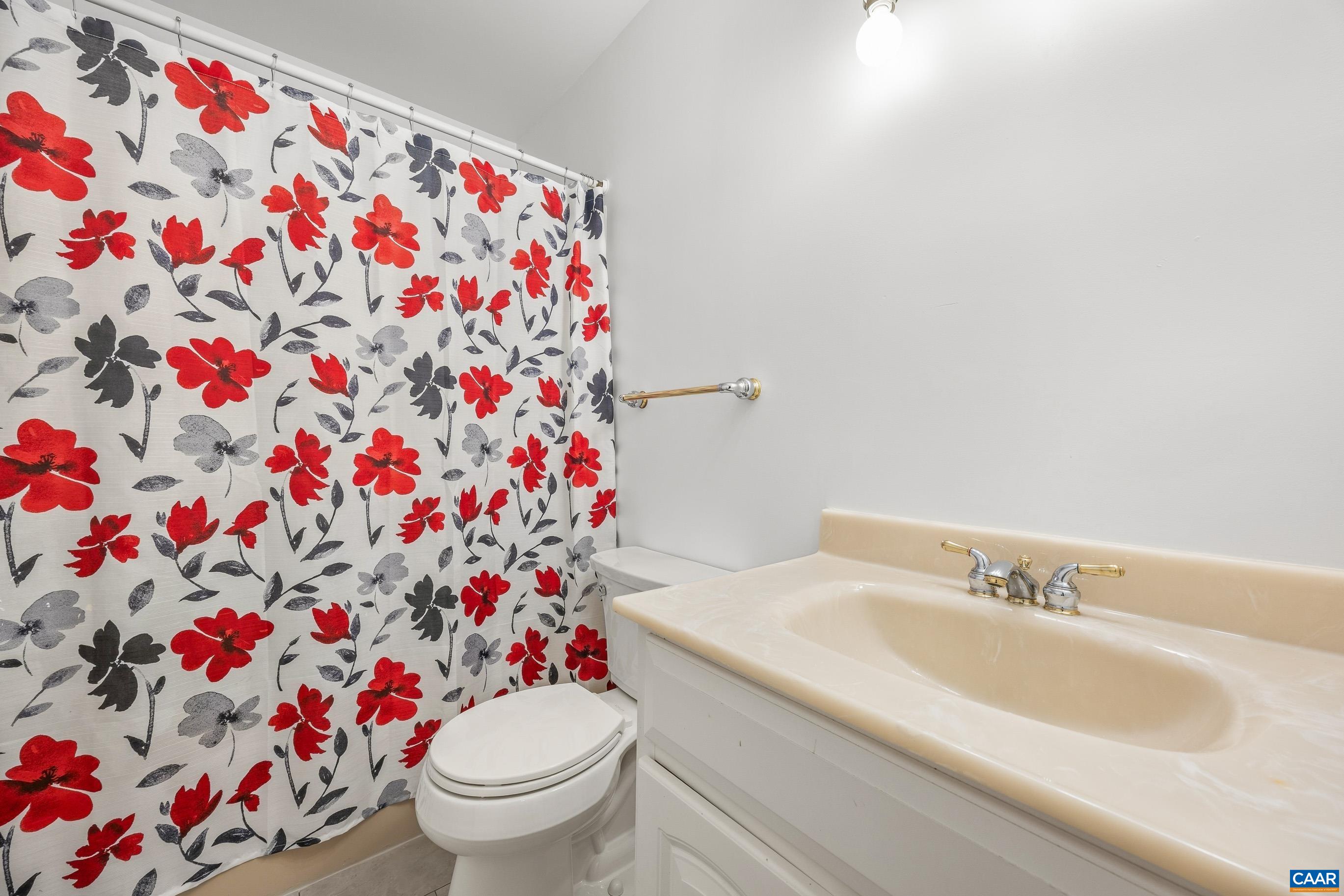 71 COURT PL, CHARLOTTESVILLE, Virginia 22901, 3 Bedrooms Bedrooms, ,1 BathroomBathrooms,Residential,71 COURT PL,681825 MLS # 681825 71 COURT PL, CHARLOTTESVILLE, Virginia 22901, 3 Bedrooms Bedrooms, ,1 BathroomBathrooms,Residential,71 COURT PL,681825 MLS # 681825