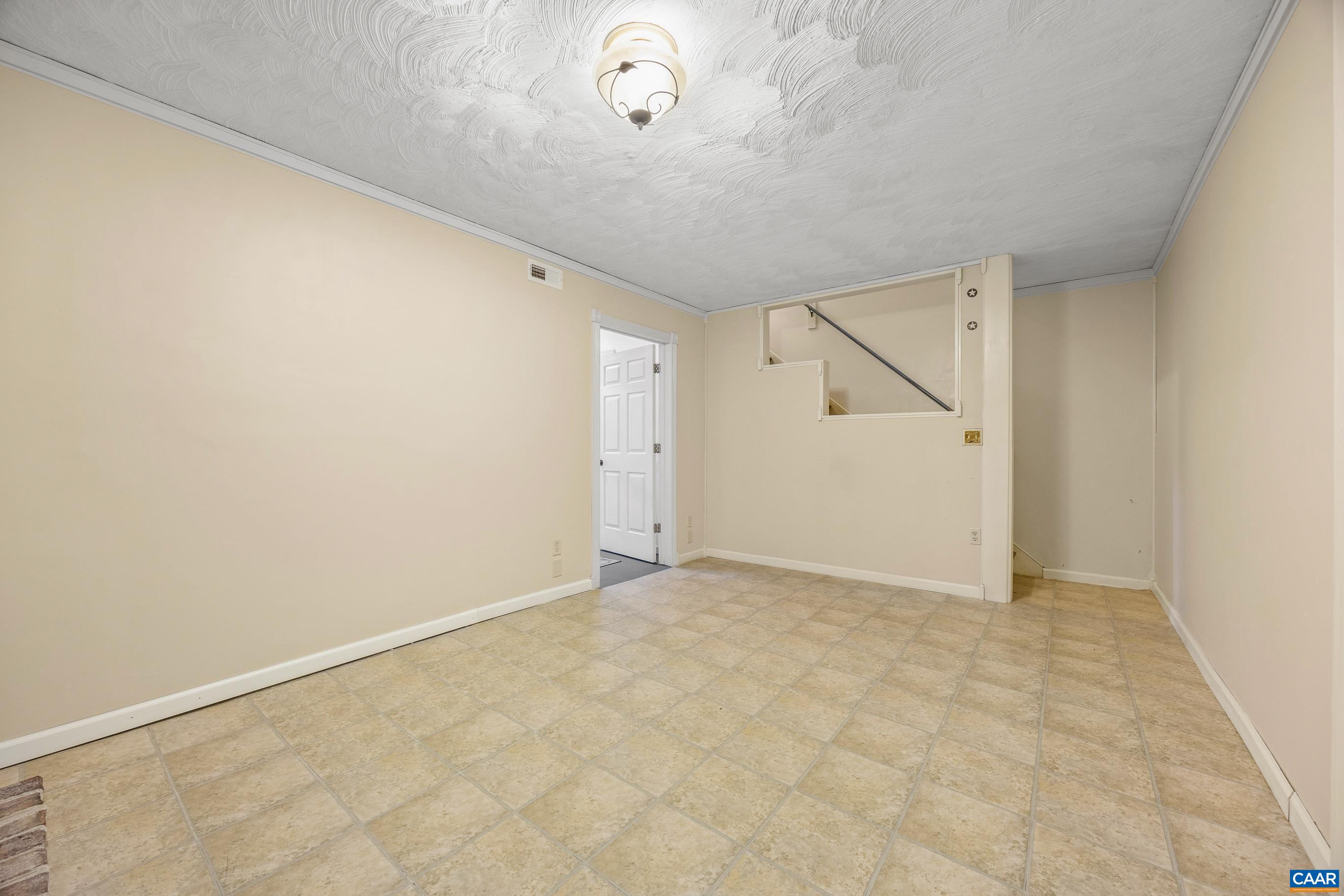 71 COURT PL, CHARLOTTESVILLE, Virginia 22901, 3 Bedrooms Bedrooms, ,1 BathroomBathrooms,Residential,71 COURT PL,681825 MLS # 681825 71 COURT PL, CHARLOTTESVILLE, Virginia 22901, 3 Bedrooms Bedrooms, ,1 BathroomBathrooms,Residential,71 COURT PL,681825 MLS # 681825