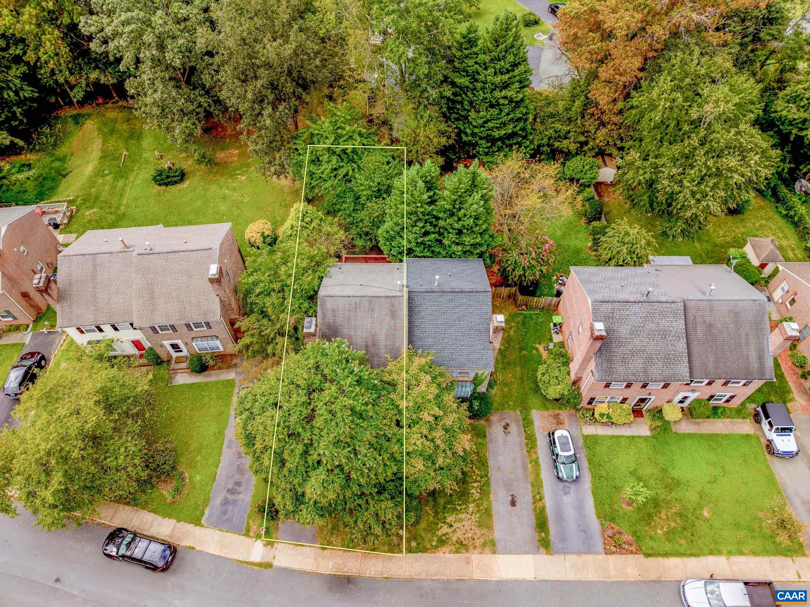 71 COURT PL, CHARLOTTESVILLE, Virginia 22901, 3 Bedrooms Bedrooms, ,1 BathroomBathrooms,Residential,71 COURT PL,681825 MLS # 681825 71 COURT PL, CHARLOTTESVILLE, Virginia 22901, 3 Bedrooms Bedrooms, ,1 BathroomBathrooms,Residential,71 COURT PL,681825 MLS # 681825
