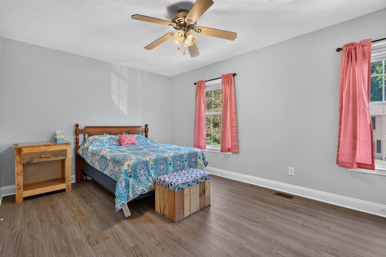 105 C 13TH ST, GROTTOES, Virginia 24441, 2 Bedrooms Bedrooms, ,2 BathroomsBathrooms,Residential,105 C 13TH ST,682138 MLS # 682138