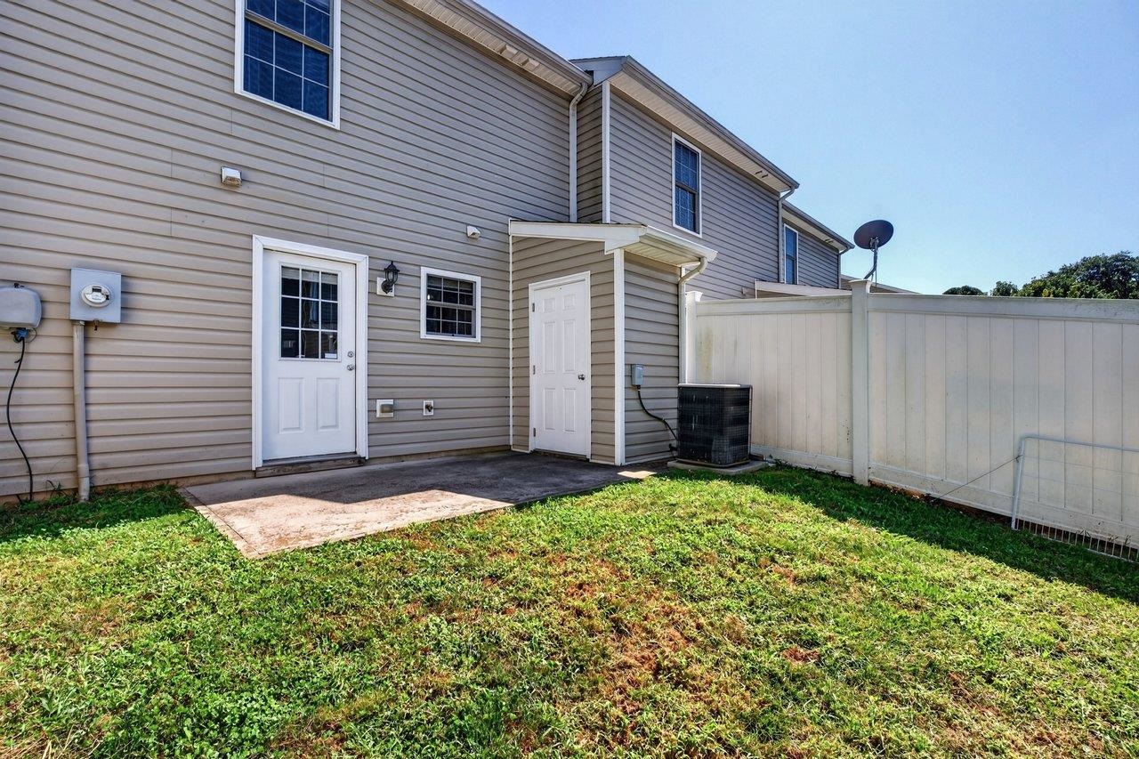 105 C 13TH ST, GROTTOES, Virginia 24441, 2 Bedrooms Bedrooms, ,2 BathroomsBathrooms,Residential,105 C 13TH ST,682138 MLS # 682138