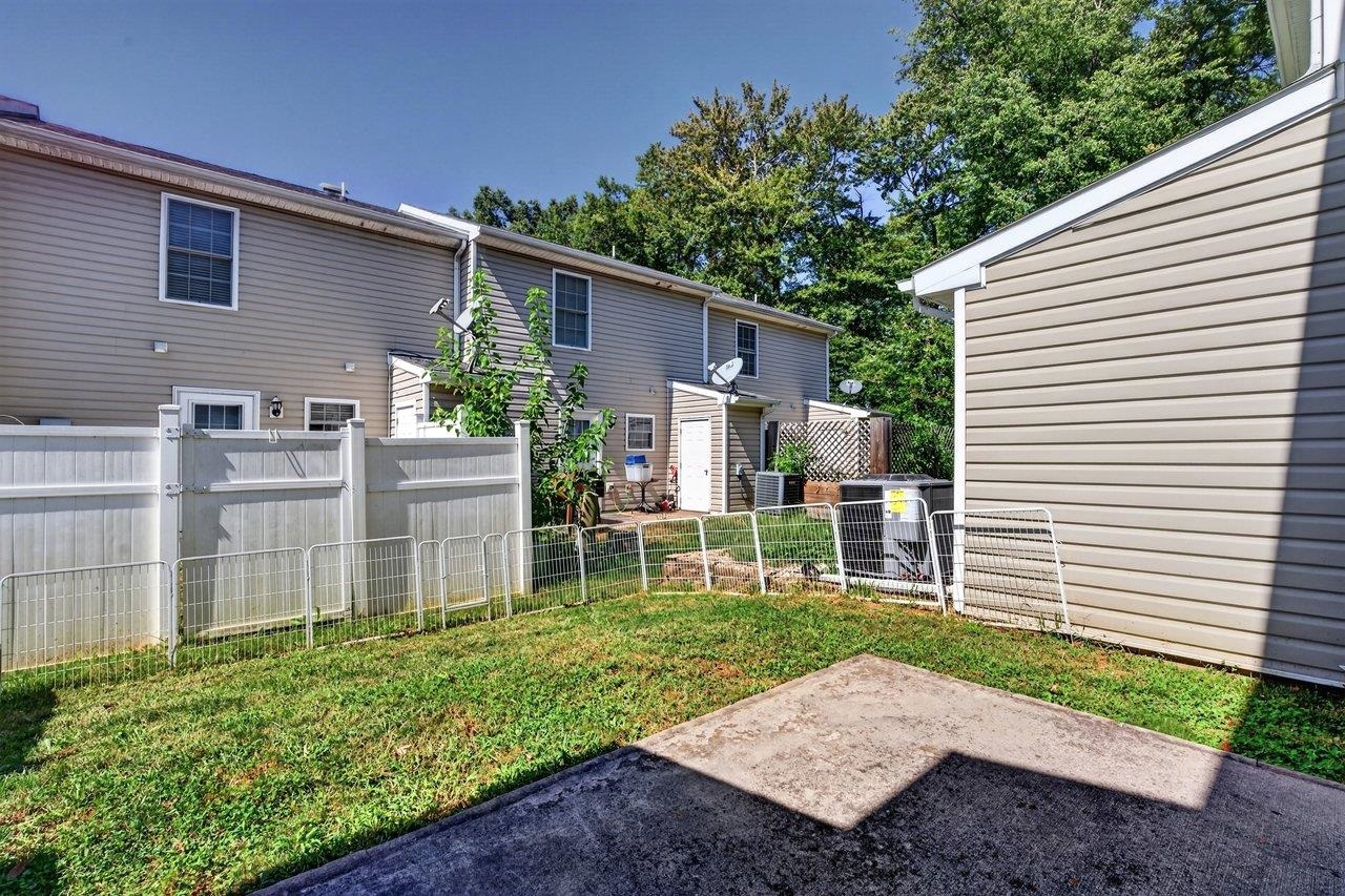 105 C 13TH ST, GROTTOES, Virginia 24441, 2 Bedrooms Bedrooms, ,2 BathroomsBathrooms,Residential,105 C 13TH ST,682138 MLS # 682138