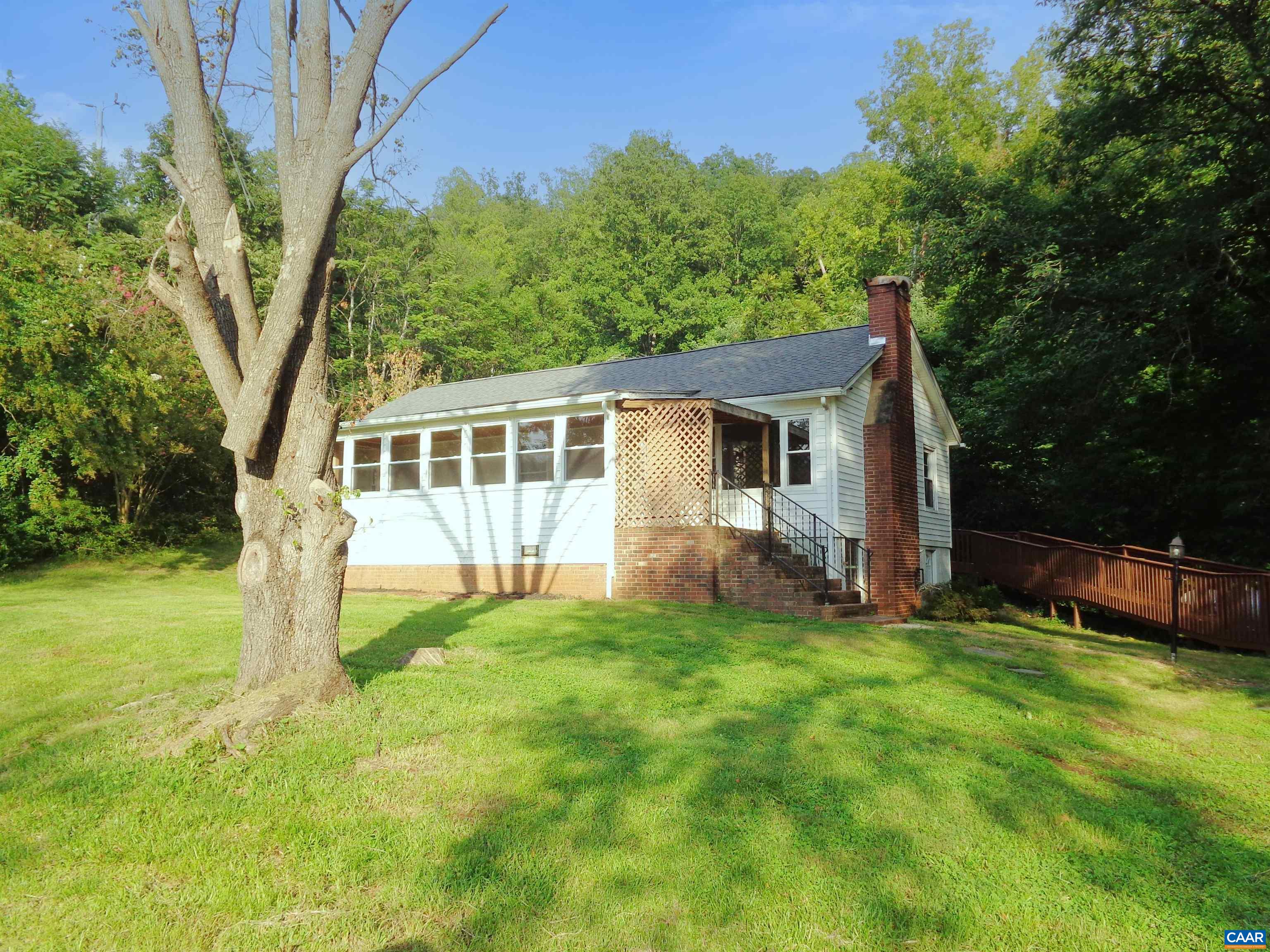 20096 THOMAS NELSON HWY, FABER, Virginia 22938, 2 Bedrooms Bedrooms, ,1 BathroomBathrooms,Residential,20096 THOMAS NELSON HWY,682140 MLS # 682140