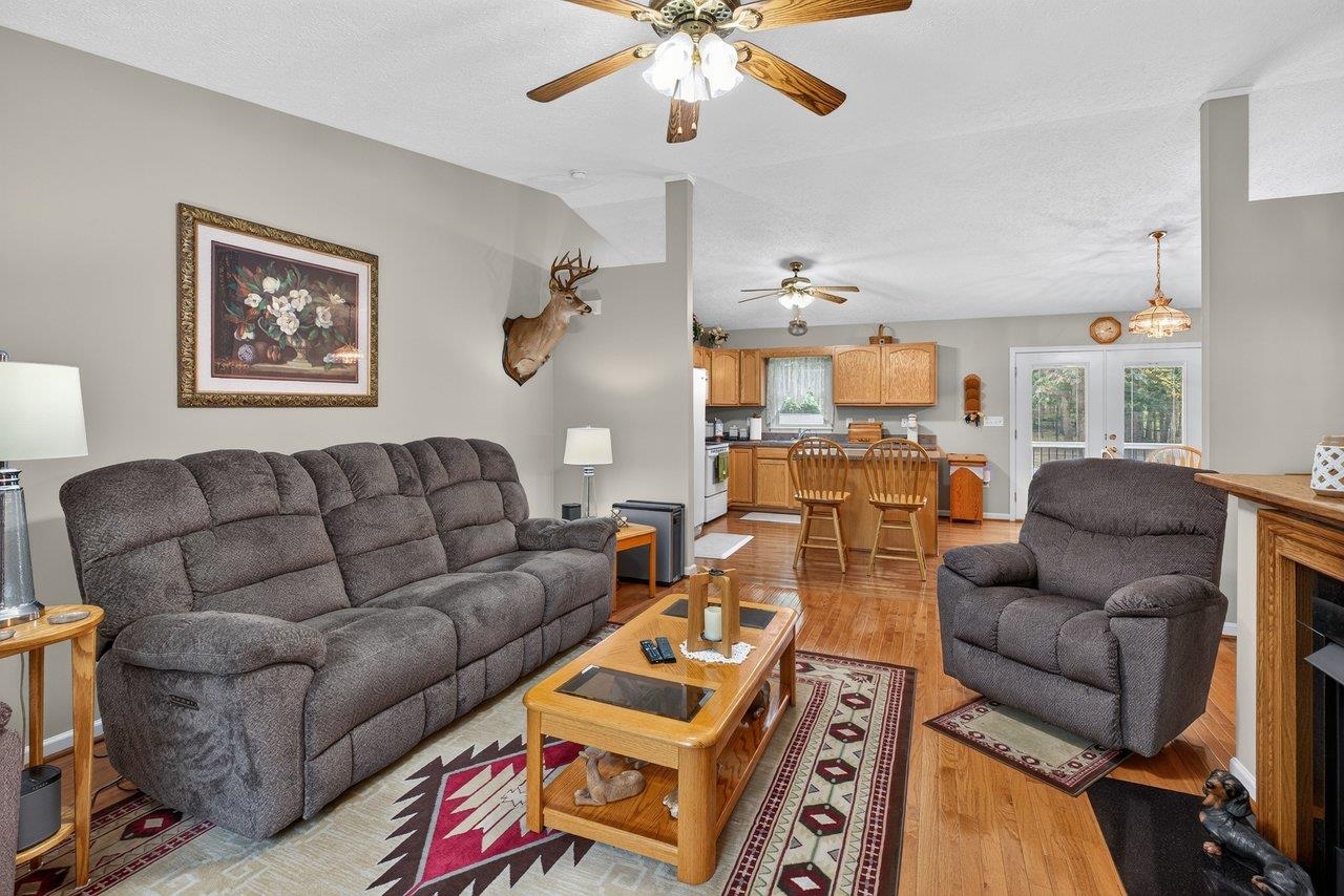 9779 SOUTH EAST SIDE HWY, ELKTON, Virginia 22827, 3 Bedrooms Bedrooms, ,2 BathroomsBathrooms,Residential,9779 SOUTH EAST SIDE HWY,682142 MLS # 682142 9779 SOUTH EAST SIDE HWY, ELKTON, Virginia 22827, 3 Bedrooms Bedrooms, ,2 BathroomsBathrooms,Residential,9779 SOUTH EAST SIDE HWY,682142 MLS # 682142