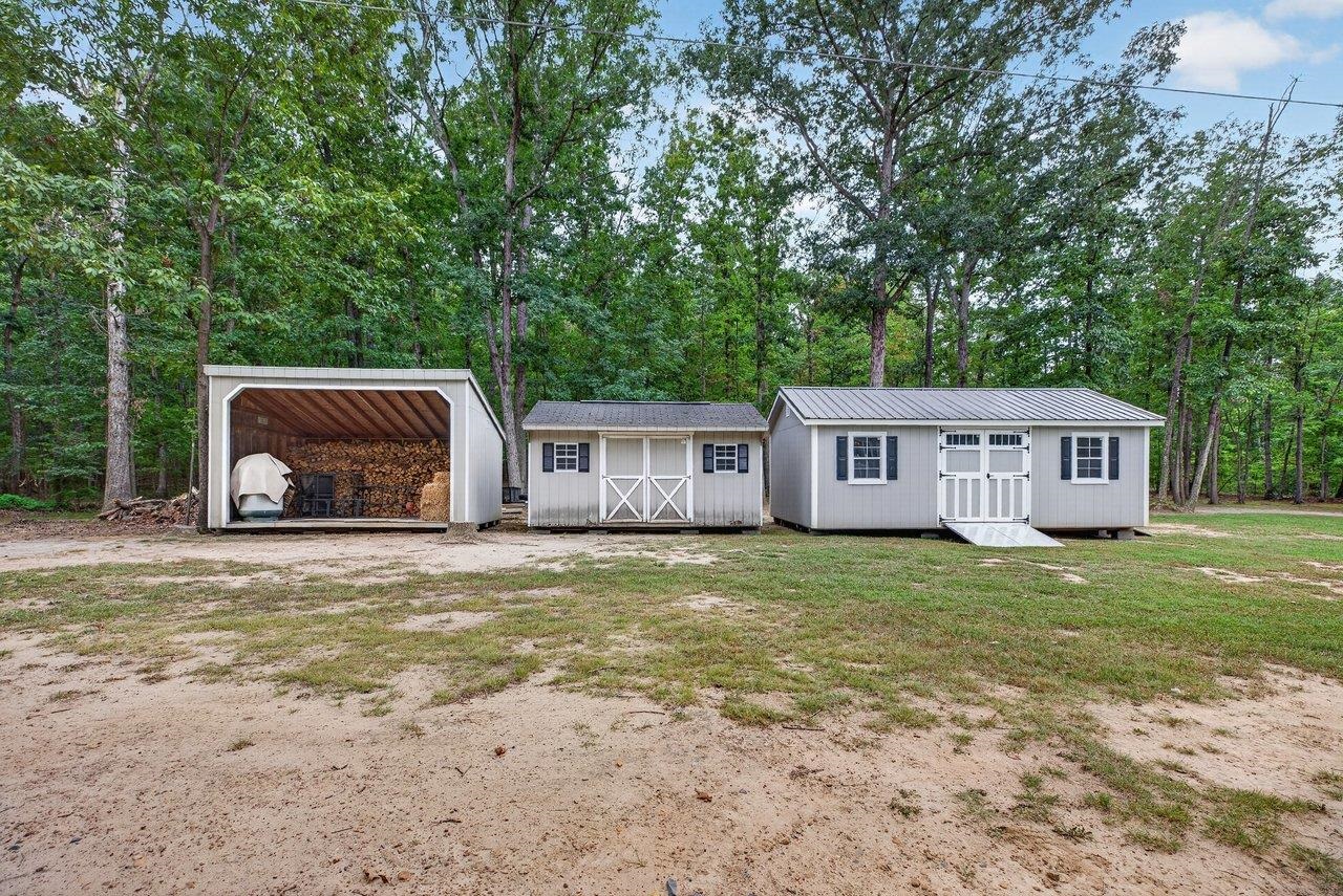9779 SOUTH EAST SIDE HWY, ELKTON, Virginia 22827, 3 Bedrooms Bedrooms, ,2 BathroomsBathrooms,Residential,9779 SOUTH EAST SIDE HWY,682142 MLS # 682142 9779 SOUTH EAST SIDE HWY, ELKTON, Virginia 22827, 3 Bedrooms Bedrooms, ,2 BathroomsBathrooms,Residential,9779 SOUTH EAST SIDE HWY,682142 MLS # 682142