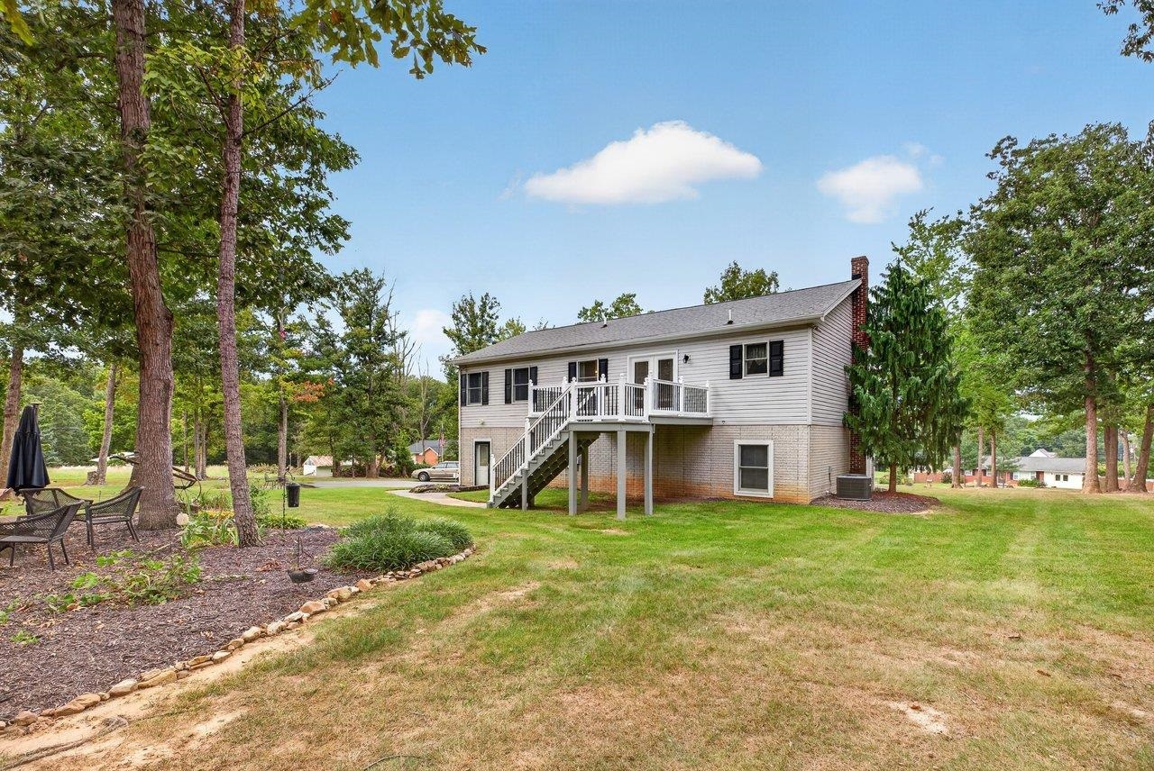 9779 SOUTH EAST SIDE HWY, ELKTON, Virginia 22827, 3 Bedrooms Bedrooms, ,2 BathroomsBathrooms,Residential,9779 SOUTH EAST SIDE HWY,682142 MLS # 682142 9779 SOUTH EAST SIDE HWY, ELKTON, Virginia 22827, 3 Bedrooms Bedrooms, ,2 BathroomsBathrooms,Residential,9779 SOUTH EAST SIDE HWY,682142 MLS # 682142