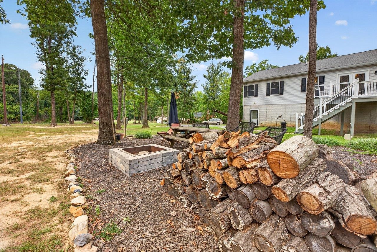 9779 SOUTH EAST SIDE HWY, ELKTON, Virginia 22827, 3 Bedrooms Bedrooms, ,2 BathroomsBathrooms,Residential,9779 SOUTH EAST SIDE HWY,682142 MLS # 682142 9779 SOUTH EAST SIDE HWY, ELKTON, Virginia 22827, 3 Bedrooms Bedrooms, ,2 BathroomsBathrooms,Residential,9779 SOUTH EAST SIDE HWY,682142 MLS # 682142