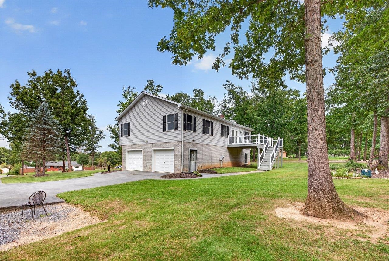 9779 SOUTH EAST SIDE HWY, ELKTON, Virginia 22827, 3 Bedrooms Bedrooms, ,2 BathroomsBathrooms,Residential,9779 SOUTH EAST SIDE HWY,682142 MLS # 682142 9779 SOUTH EAST SIDE HWY, ELKTON, Virginia 22827, 3 Bedrooms Bedrooms, ,2 BathroomsBathrooms,Residential,9779 SOUTH EAST SIDE HWY,682142 MLS # 682142
