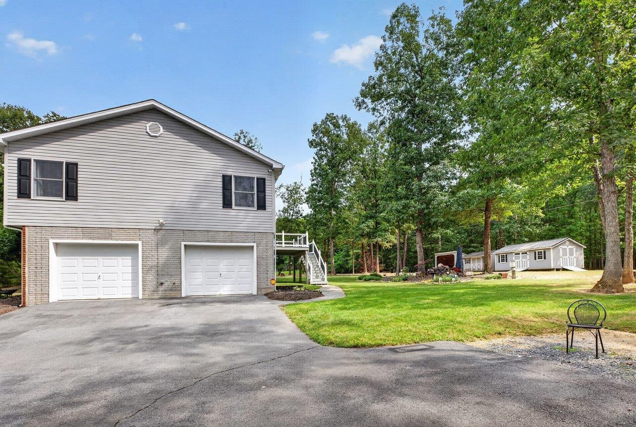 9779 SOUTH EAST SIDE HWY, ELKTON, Virginia 22827, 3 Bedrooms Bedrooms, ,2 BathroomsBathrooms,Residential,9779 SOUTH EAST SIDE HWY,682142 MLS # 682142 9779 SOUTH EAST SIDE HWY, ELKTON, Virginia 22827, 3 Bedrooms Bedrooms, ,2 BathroomsBathrooms,Residential,9779 SOUTH EAST SIDE HWY,682142 MLS # 682142