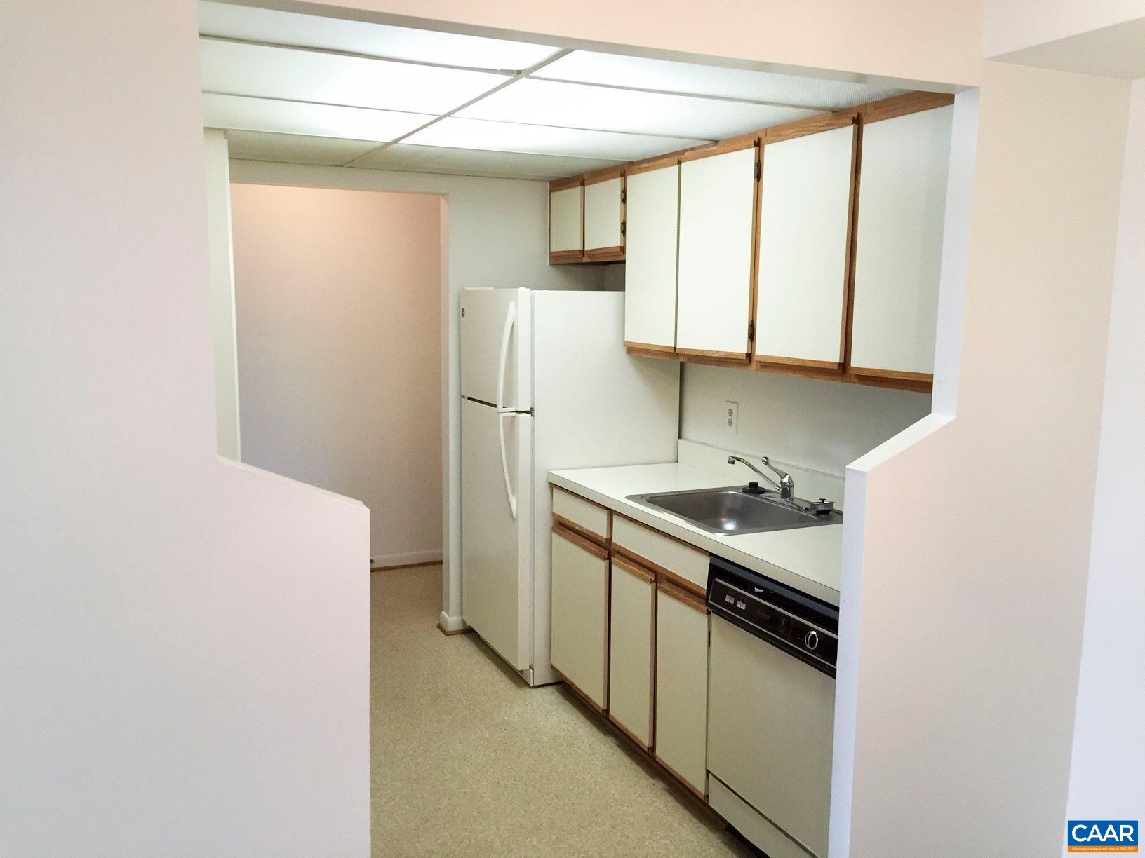 138 GREEN TURTLE LN, CHARLOTTESVILLE, Virginia 22901, 1 Bedroom Bedrooms, ,1 BathroomBathrooms,Residential,138 GREEN TURTLE LN,682145 MLS # 682145 138 GREEN TURTLE LN, CHARLOTTESVILLE, Virginia 22901, 1 Bedroom Bedrooms, ,1 BathroomBathrooms,Residential,138 GREEN TURTLE LN,682145 MLS # 682145