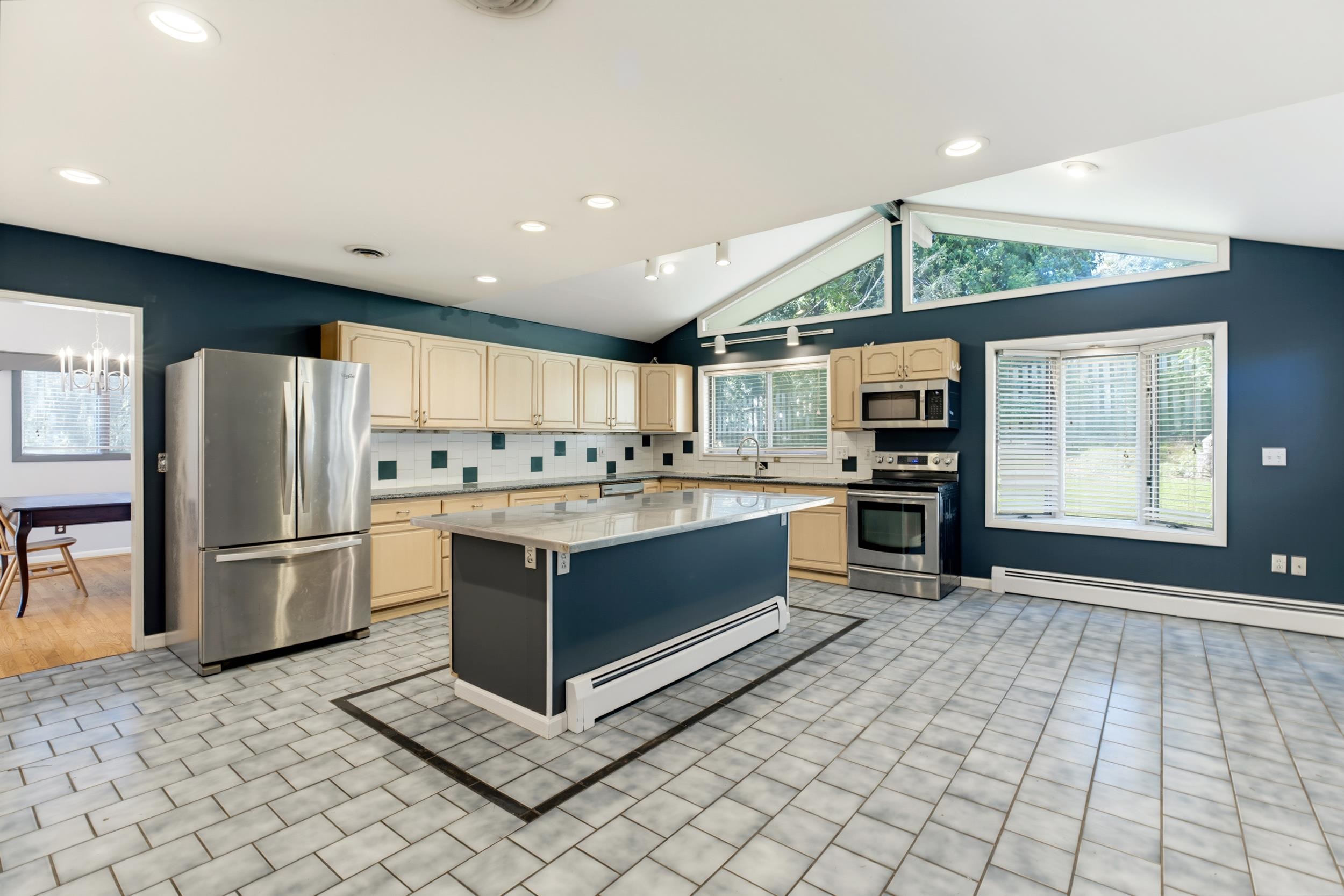 1010 GLENWOOD BLVD, WAYNESBORO, Virginia 22980, 5 Bedrooms Bedrooms, ,3 BathroomsBathrooms,Residential,1010 GLENWOOD BLVD,682069 MLS # 682069 1010 GLENWOOD BLVD, WAYNESBORO, Virginia 22980, 5 Bedrooms Bedrooms, ,3 BathroomsBathrooms,Residential,1010 GLENWOOD BLVD,682069 MLS # 682069