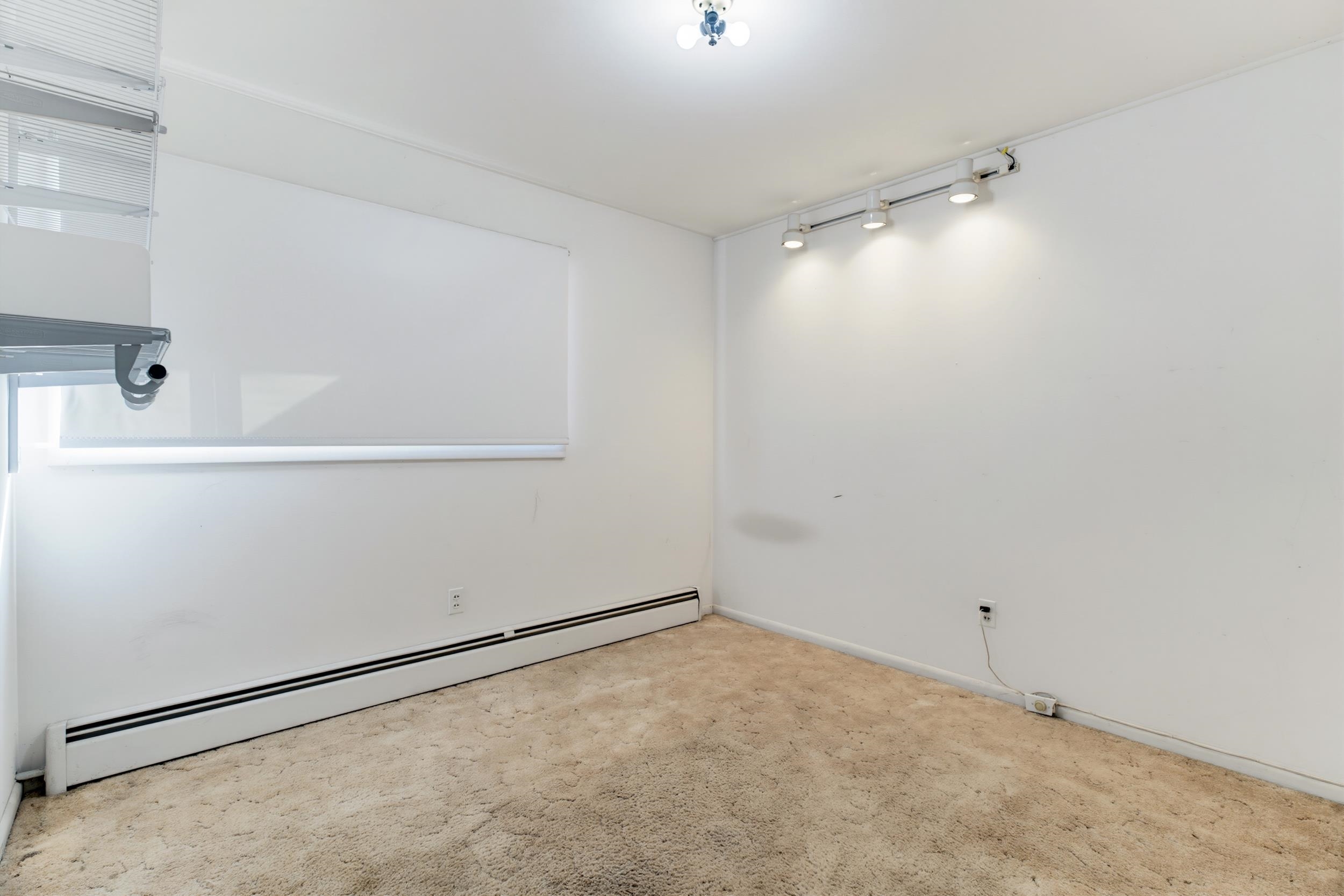 1010 GLENWOOD BLVD, WAYNESBORO, Virginia 22980, 5 Bedrooms Bedrooms, ,3 BathroomsBathrooms,Residential,1010 GLENWOOD BLVD,682069 MLS # 682069 1010 GLENWOOD BLVD, WAYNESBORO, Virginia 22980, 5 Bedrooms Bedrooms, ,3 BathroomsBathrooms,Residential,1010 GLENWOOD BLVD,682069 MLS # 682069