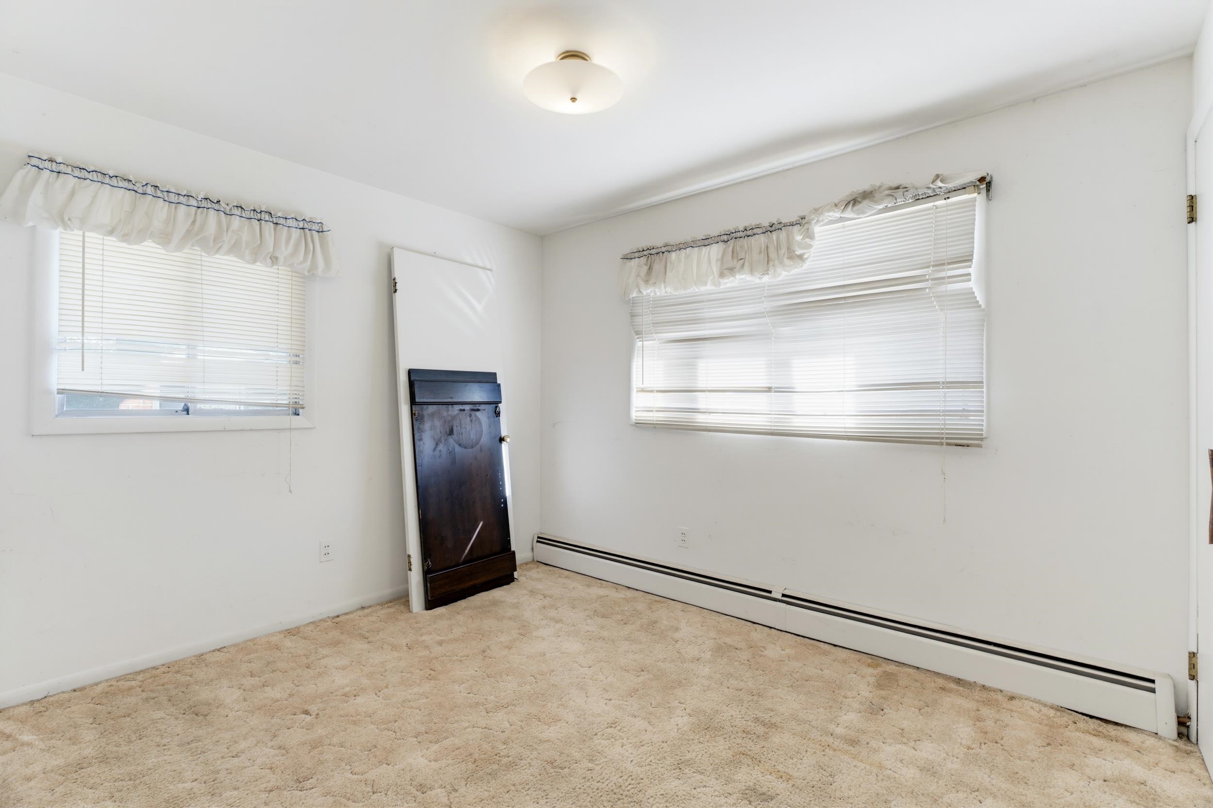 1010 GLENWOOD BLVD, WAYNESBORO, Virginia 22980, 5 Bedrooms Bedrooms, ,3 BathroomsBathrooms,Residential,1010 GLENWOOD BLVD,682069 MLS # 682069 1010 GLENWOOD BLVD, WAYNESBORO, Virginia 22980, 5 Bedrooms Bedrooms, ,3 BathroomsBathrooms,Residential,1010 GLENWOOD BLVD,682069 MLS # 682069