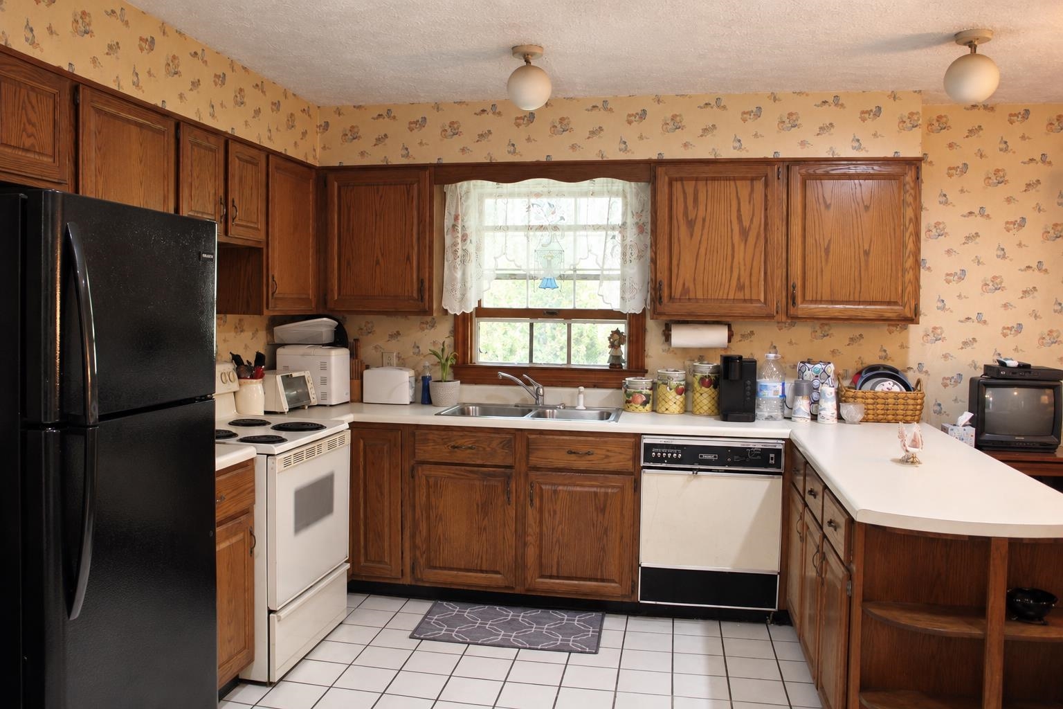 1266 SHADY LN, HOT SPRINGS, Virginia 24445, 3 Bedrooms Bedrooms, ,2 BathroomsBathrooms,Residential,1266 SHADY LN,682160 MLS # 682160 1266 SHADY LN, HOT SPRINGS, Virginia 24445, 3 Bedrooms Bedrooms, ,2 BathroomsBathrooms,Residential,1266 SHADY LN,682160 MLS # 682160