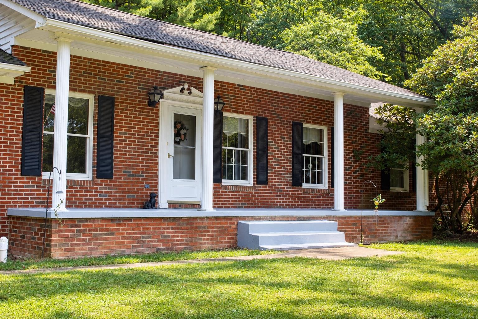 1266 SHADY LN, HOT SPRINGS, Virginia 24445, 3 Bedrooms Bedrooms, ,2 BathroomsBathrooms,Residential,1266 SHADY LN,682160 MLS # 682160 1266 SHADY LN, HOT SPRINGS, Virginia 24445, 3 Bedrooms Bedrooms, ,2 BathroomsBathrooms,Residential,1266 SHADY LN,682160 MLS # 682160