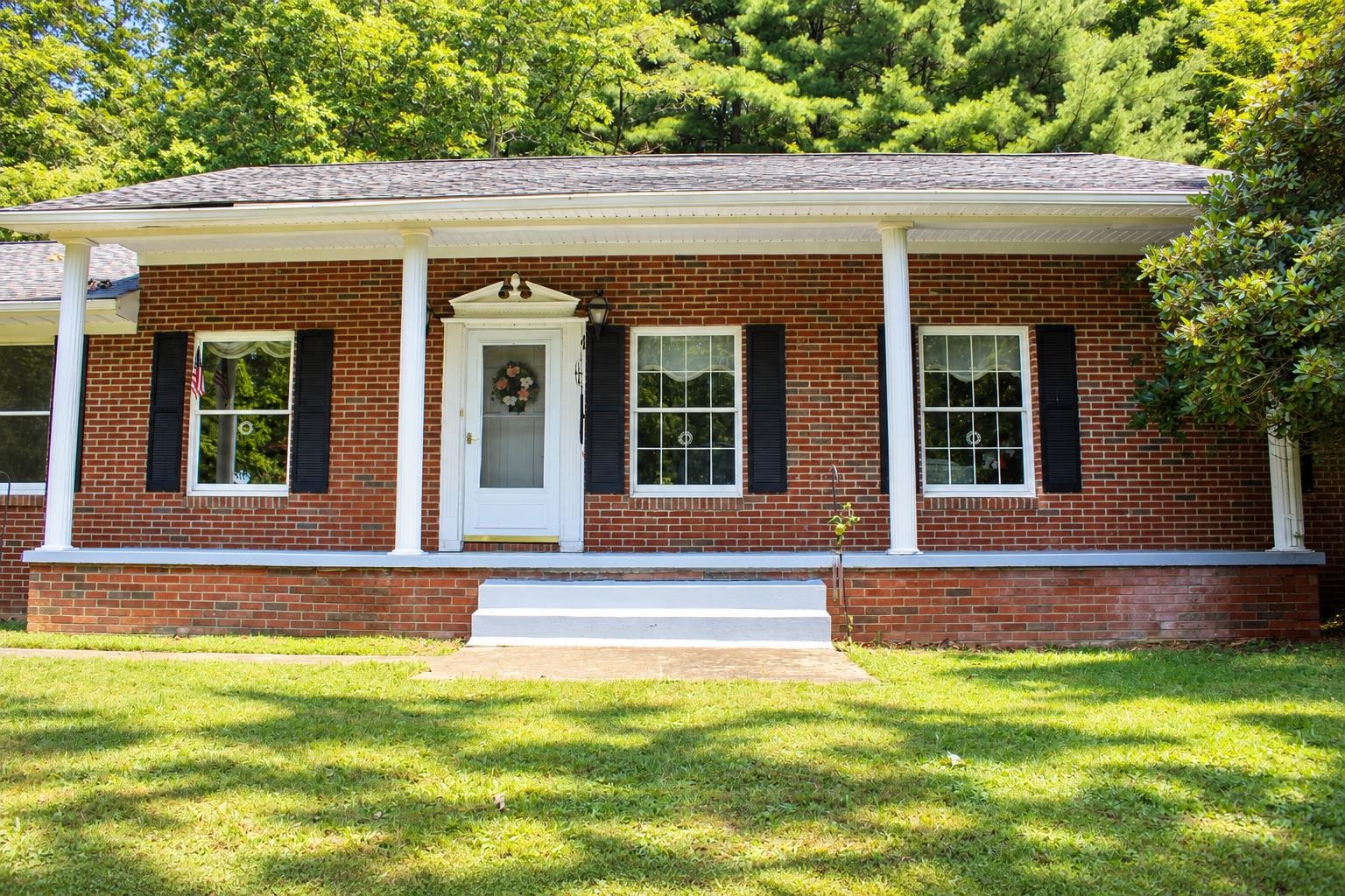 1266 SHADY LN, HOT SPRINGS, Virginia 24445, 3 Bedrooms Bedrooms, ,2 BathroomsBathrooms,Residential,1266 SHADY LN,682160 MLS # 682160 1266 SHADY LN, HOT SPRINGS, Virginia 24445, 3 Bedrooms Bedrooms, ,2 BathroomsBathrooms,Residential,1266 SHADY LN,682160 MLS # 682160