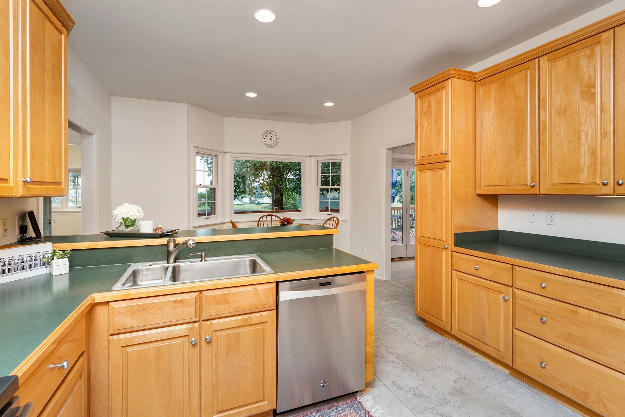52 HICKORY WOODS DR, FISHERSVILLE, Virginia 22939, 4 Bedrooms Bedrooms, ,3 BathroomsBathrooms,Residential,52 HICKORY WOODS DR,682161 MLS # 682161 52 HICKORY WOODS DR, FISHERSVILLE, Virginia 22939, 4 Bedrooms Bedrooms, ,3 BathroomsBathrooms,Residential,52 HICKORY WOODS DR,682161 MLS # 682161