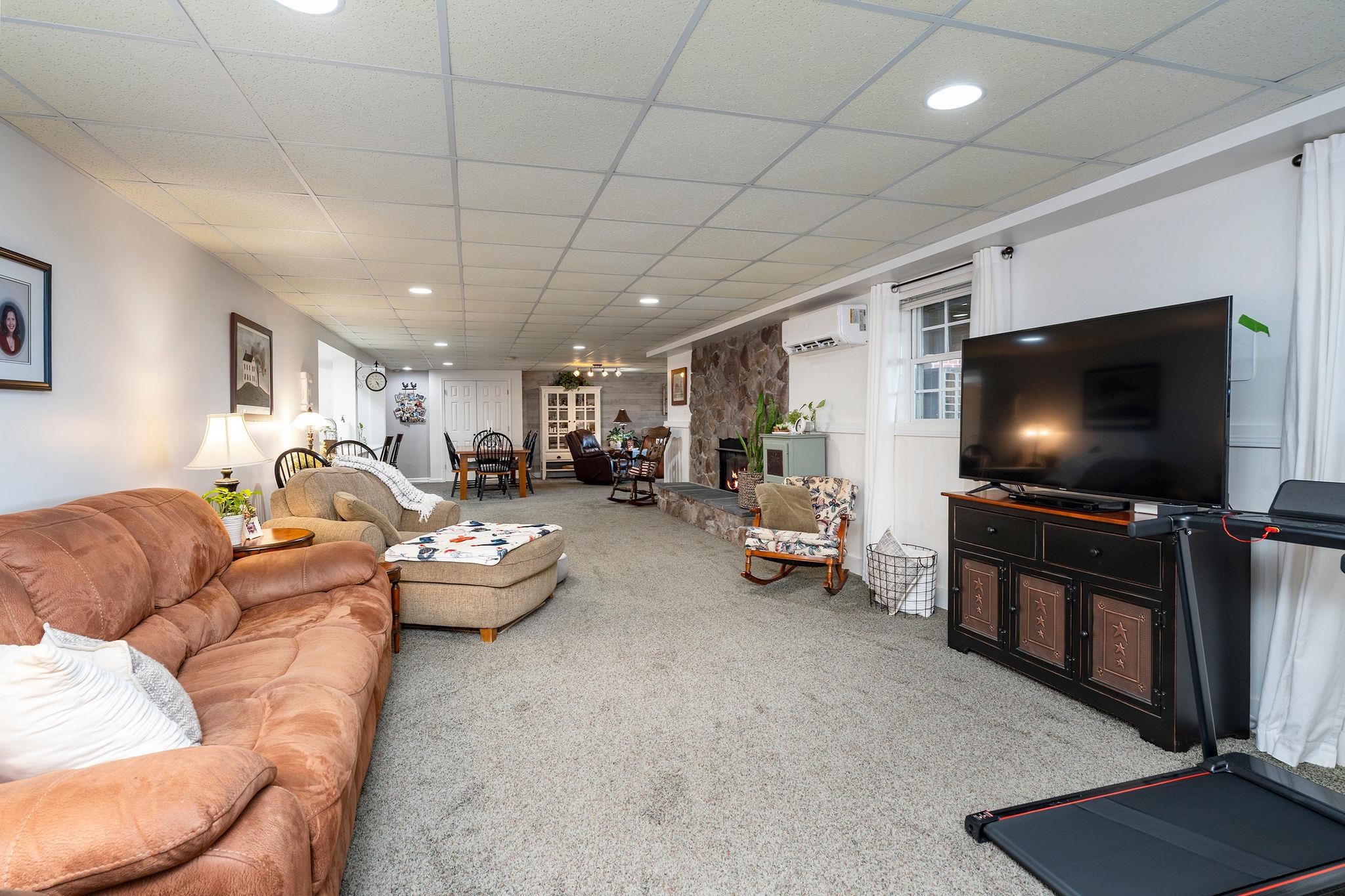 52 HICKORY WOODS DR, FISHERSVILLE, Virginia 22939, 4 Bedrooms Bedrooms, ,3 BathroomsBathrooms,Residential,52 HICKORY WOODS DR,682161 MLS # 682161 52 HICKORY WOODS DR, FISHERSVILLE, Virginia 22939, 4 Bedrooms Bedrooms, ,3 BathroomsBathrooms,Residential,52 HICKORY WOODS DR,682161 MLS # 682161