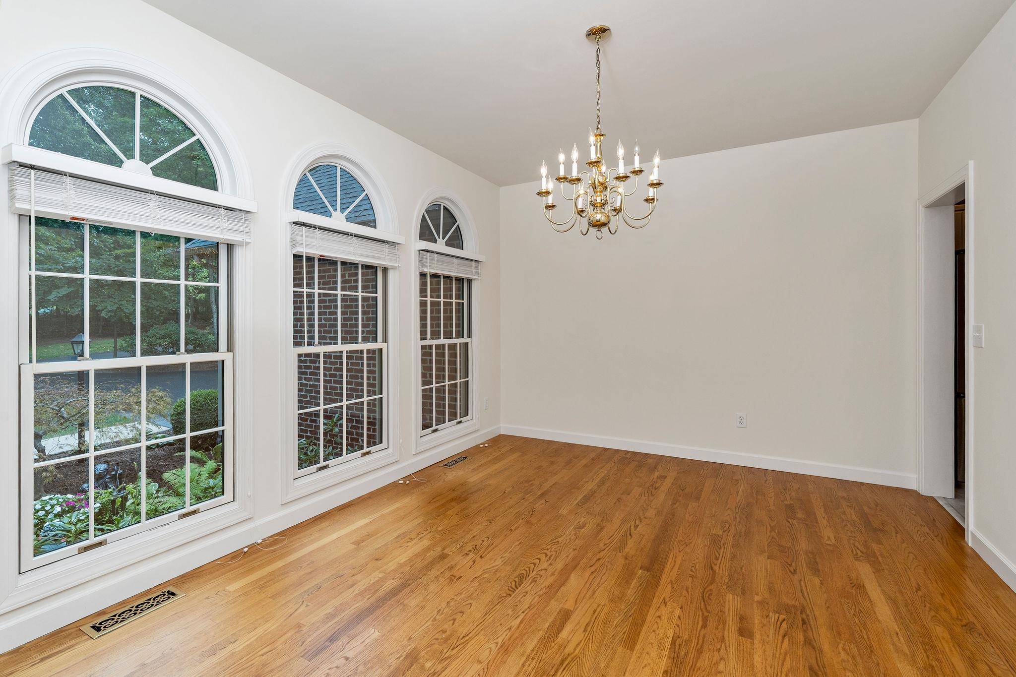 52 HICKORY WOODS DR, FISHERSVILLE, Virginia 22939, 4 Bedrooms Bedrooms, ,3 BathroomsBathrooms,Residential,52 HICKORY WOODS DR,682161 MLS # 682161 52 HICKORY WOODS DR, FISHERSVILLE, Virginia 22939, 4 Bedrooms Bedrooms, ,3 BathroomsBathrooms,Residential,52 HICKORY WOODS DR,682161 MLS # 682161