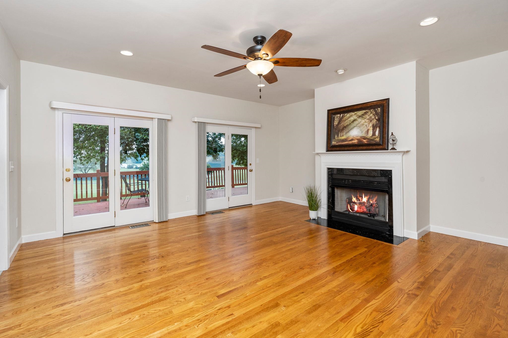 52 HICKORY WOODS DR, FISHERSVILLE, Virginia 22939, 4 Bedrooms Bedrooms, ,3 BathroomsBathrooms,Residential,52 HICKORY WOODS DR,682161 MLS # 682161 52 HICKORY WOODS DR, FISHERSVILLE, Virginia 22939, 4 Bedrooms Bedrooms, ,3 BathroomsBathrooms,Residential,52 HICKORY WOODS DR,682161 MLS # 682161