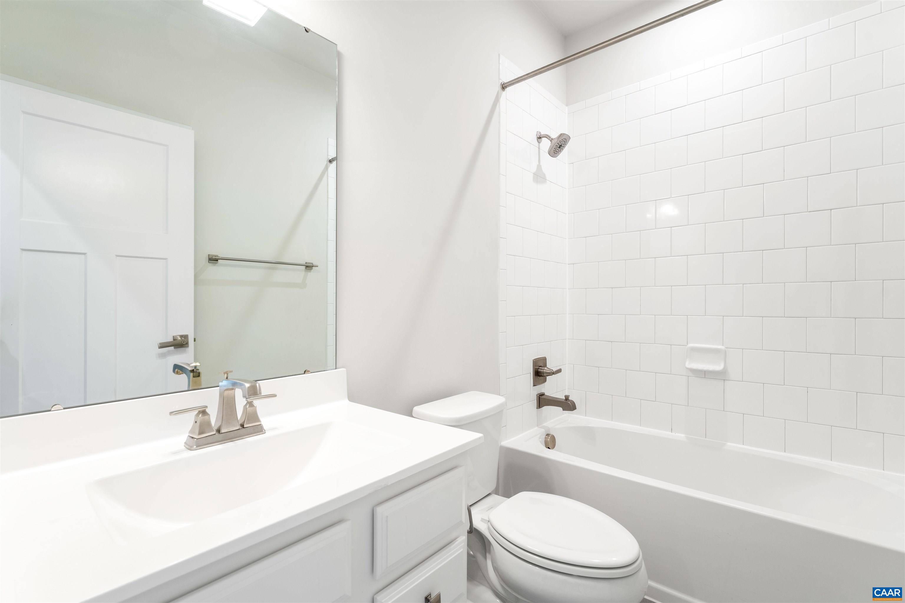 3333 VILLAGE PARK AVE, KESWICK, Virginia 22947, 3 Bedrooms Bedrooms, ,2 BathroomsBathrooms,Residential,Like new,3333 VILLAGE PARK AVE,682163 MLS # 682163 3333 VILLAGE PARK AVE, KESWICK, Virginia 22947, 3 Bedrooms Bedrooms, ,2 BathroomsBathrooms,Residential,Like new,3333 VILLAGE PARK AVE,682163 MLS # 682163