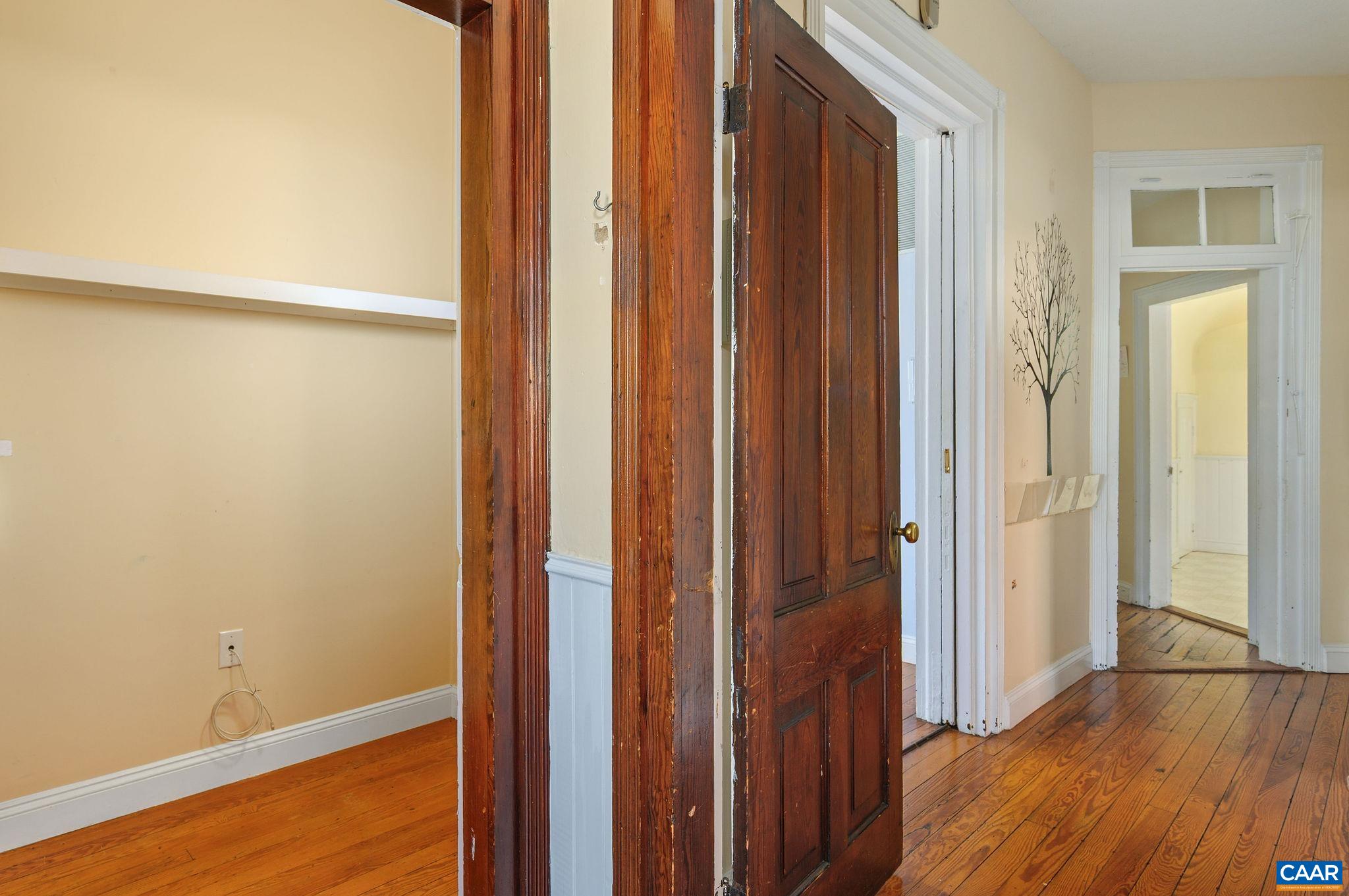 922 E JEFFERSON ST, CHARLOTTESVILLE, Virginia 22902, 4 Bedrooms Bedrooms, ,Residential,922 E JEFFERSON ST,682164 MLS # 682164
