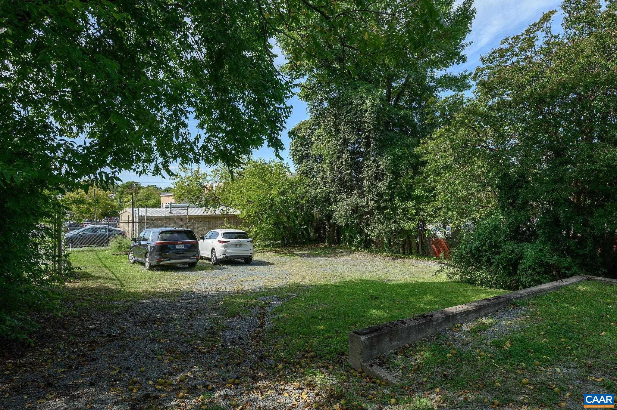 922 E JEFFERSON ST, CHARLOTTESVILLE, Virginia 22902, 4 Bedrooms Bedrooms, ,Residential,922 E JEFFERSON ST,682164 MLS # 682164