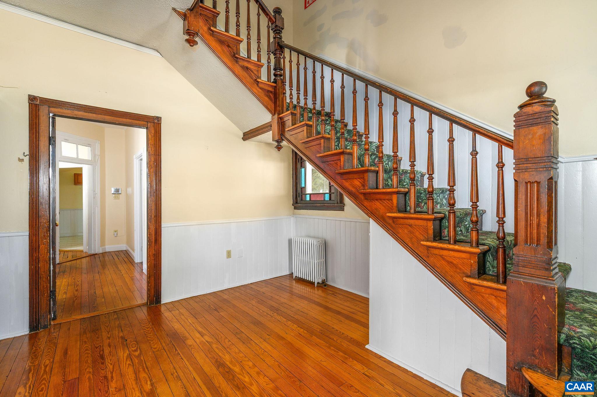 922 E JEFFERSON ST, CHARLOTTESVILLE, Virginia 22902, 4 Bedrooms Bedrooms, ,Residential,922 E JEFFERSON ST,682164 MLS # 682164