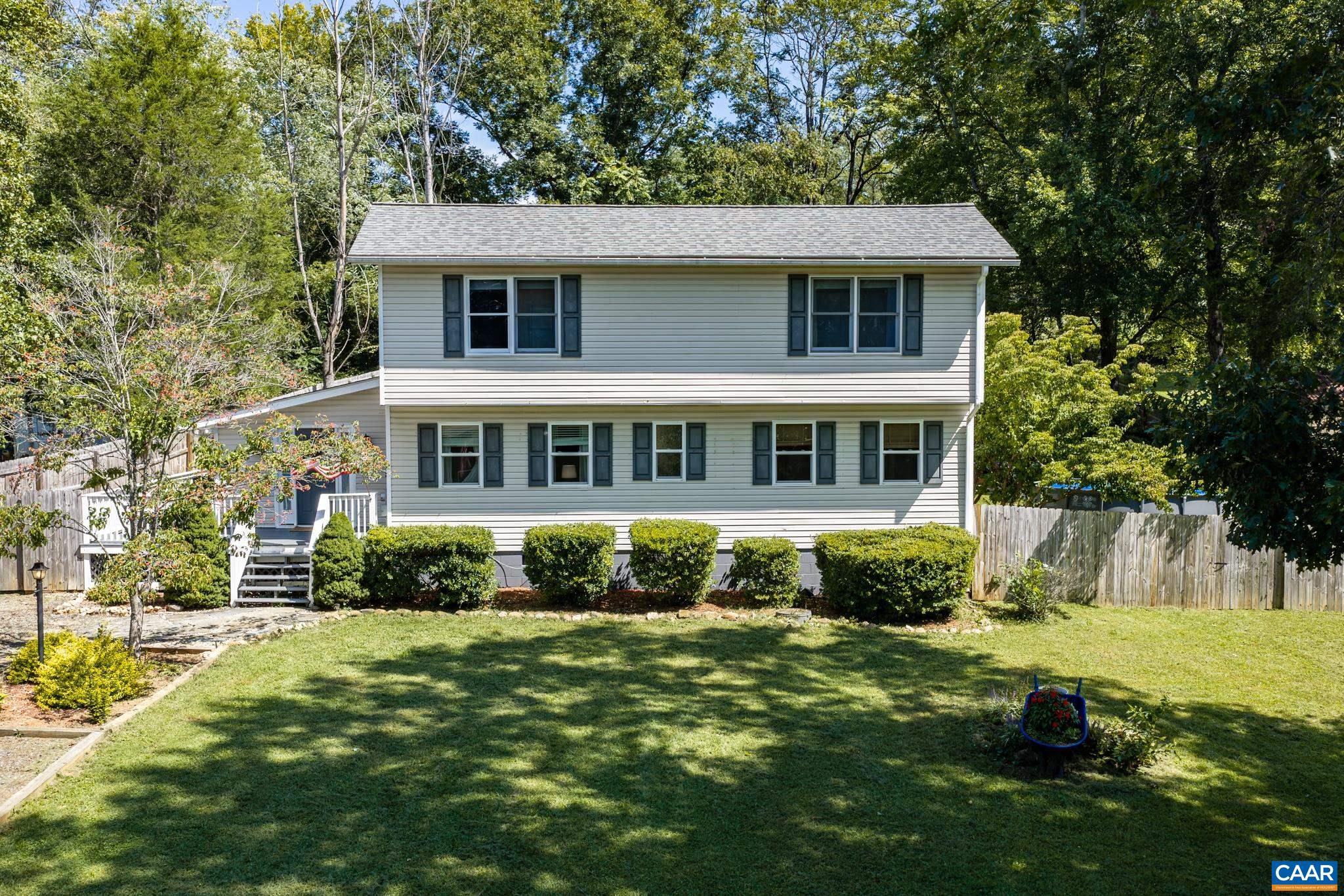 421 SUNSET DR, STANARDSVILLE, Virginia 22973, 3 Bedrooms Bedrooms, ,3 BathroomsBathrooms,Residential,421 SUNSET DR,682170 MLS # 682170 421 SUNSET DR, STANARDSVILLE, Virginia 22973, 3 Bedrooms Bedrooms, ,3 BathroomsBathrooms,Residential,421 SUNSET DR,682170 MLS # 682170