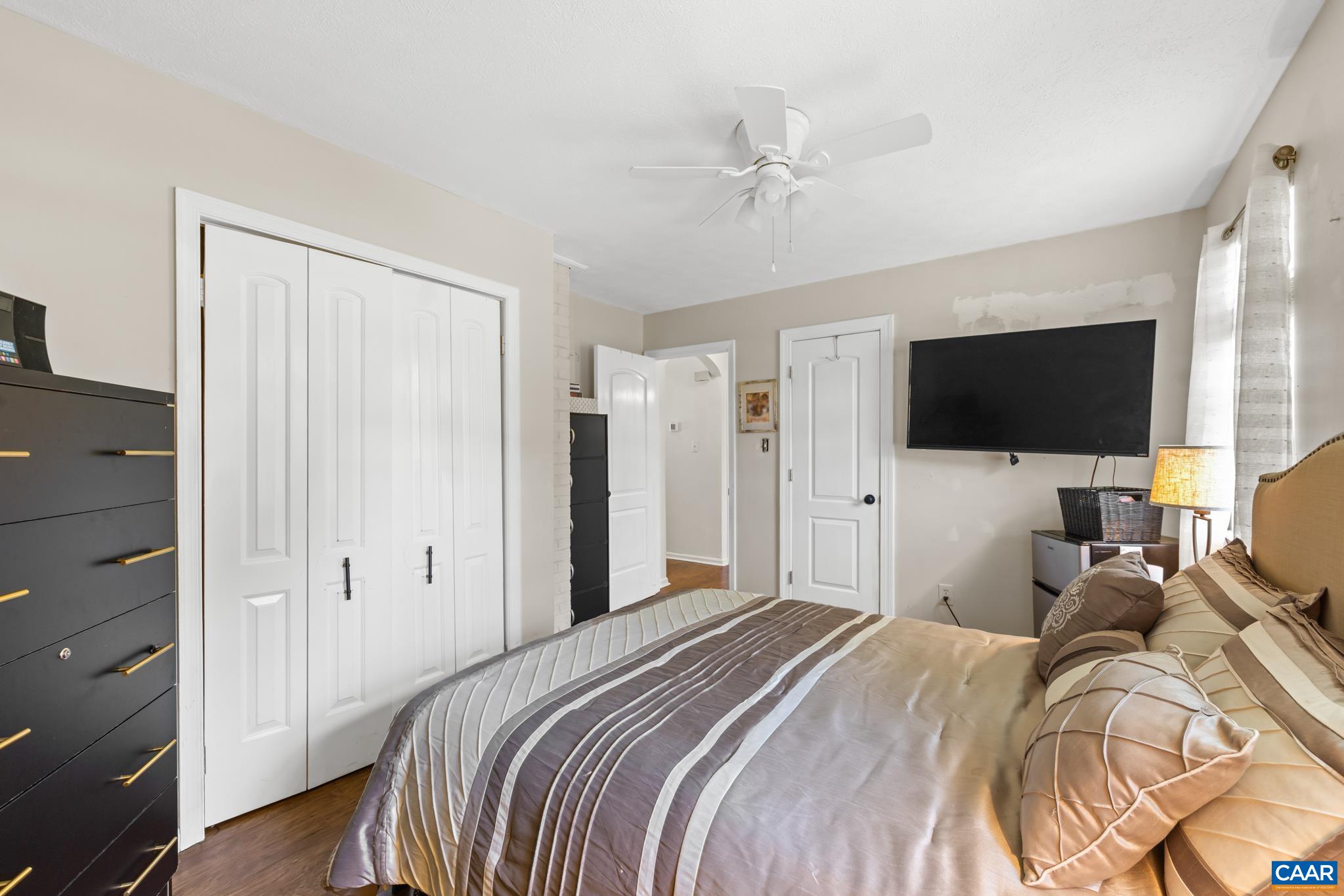 421 SUNSET DR, STANARDSVILLE, Virginia 22973, 3 Bedrooms Bedrooms, ,3 BathroomsBathrooms,Residential,421 SUNSET DR,682170 MLS # 682170 421 SUNSET DR, STANARDSVILLE, Virginia 22973, 3 Bedrooms Bedrooms, ,3 BathroomsBathrooms,Residential,421 SUNSET DR,682170 MLS # 682170