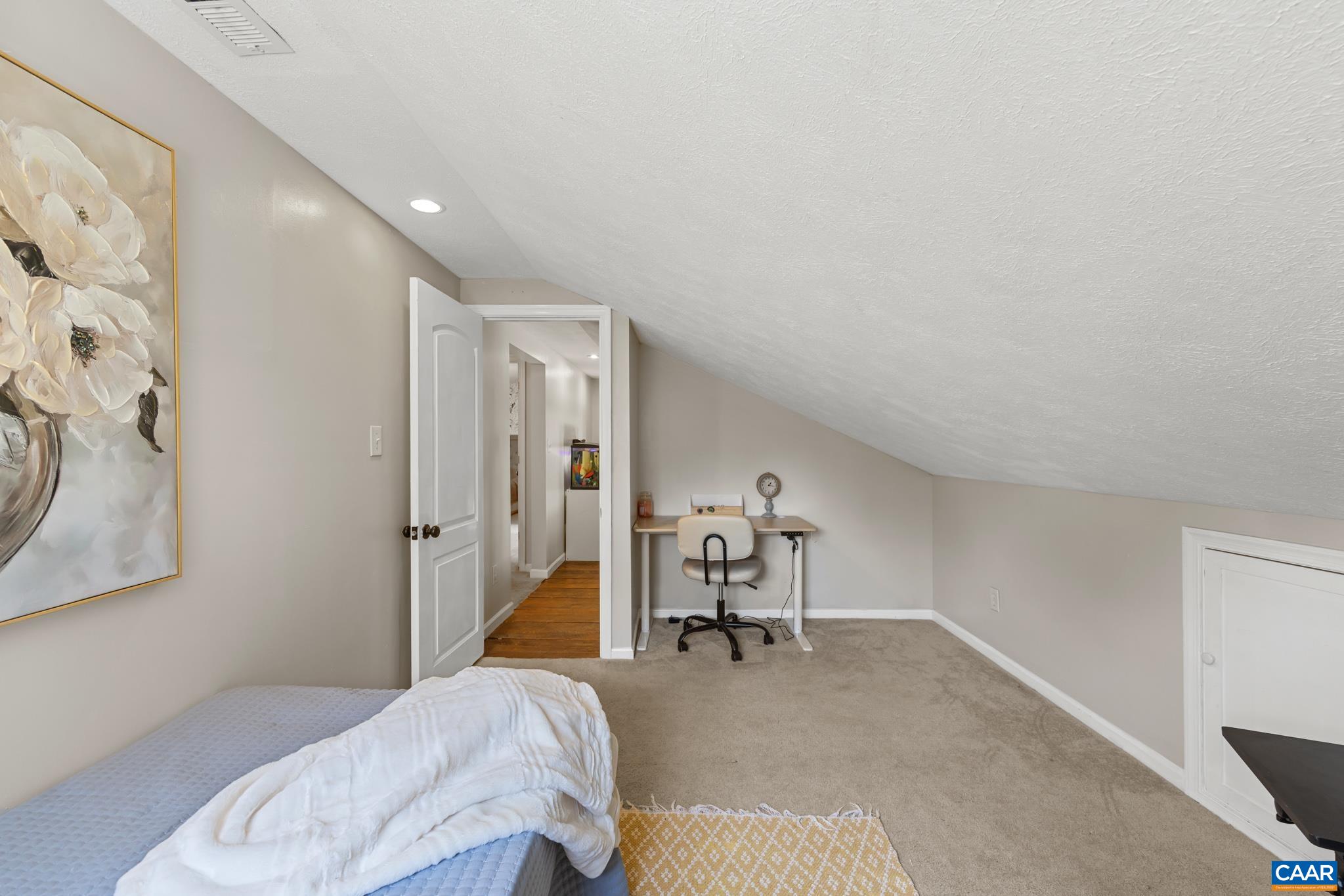 421 SUNSET DR, STANARDSVILLE, Virginia 22973, 3 Bedrooms Bedrooms, ,3 BathroomsBathrooms,Residential,421 SUNSET DR,682170 MLS # 682170 421 SUNSET DR, STANARDSVILLE, Virginia 22973, 3 Bedrooms Bedrooms, ,3 BathroomsBathrooms,Residential,421 SUNSET DR,682170 MLS # 682170