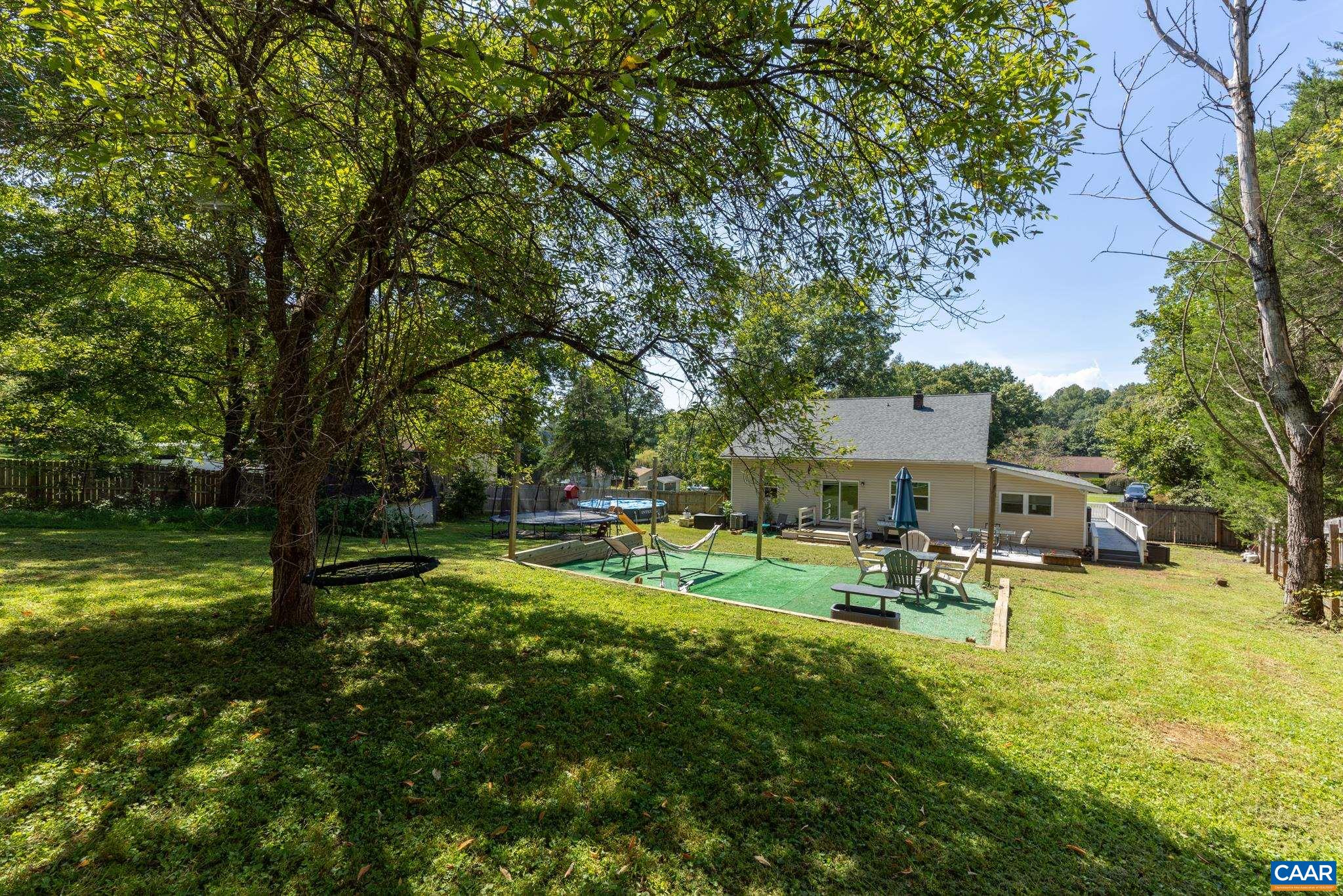 421 SUNSET DR, STANARDSVILLE, Virginia 22973, 3 Bedrooms Bedrooms, ,3 BathroomsBathrooms,Residential,421 SUNSET DR,682170 MLS # 682170 421 SUNSET DR, STANARDSVILLE, Virginia 22973, 3 Bedrooms Bedrooms, ,3 BathroomsBathrooms,Residential,421 SUNSET DR,682170 MLS # 682170