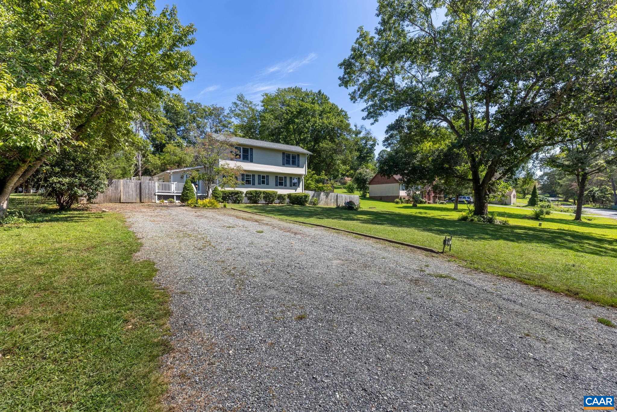 421 SUNSET DR, STANARDSVILLE, Virginia 22973, 3 Bedrooms Bedrooms, ,3 BathroomsBathrooms,Residential,421 SUNSET DR,682170 MLS # 682170 421 SUNSET DR, STANARDSVILLE, Virginia 22973, 3 Bedrooms Bedrooms, ,3 BathroomsBathrooms,Residential,421 SUNSET DR,682170 MLS # 682170
