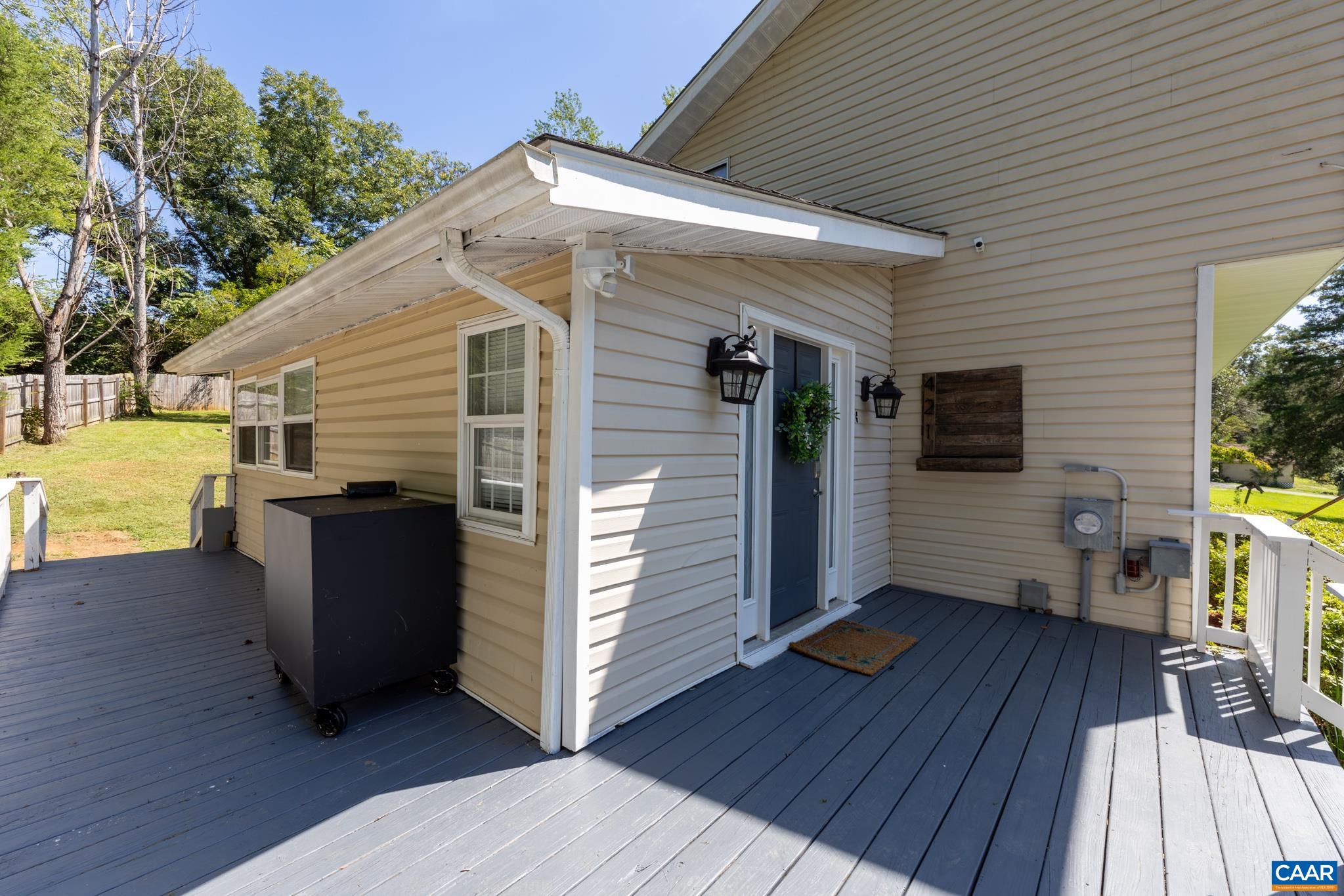 421 SUNSET DR, STANARDSVILLE, Virginia 22973, 3 Bedrooms Bedrooms, ,3 BathroomsBathrooms,Residential,421 SUNSET DR,682170 MLS # 682170 421 SUNSET DR, STANARDSVILLE, Virginia 22973, 3 Bedrooms Bedrooms, ,3 BathroomsBathrooms,Residential,421 SUNSET DR,682170 MLS # 682170