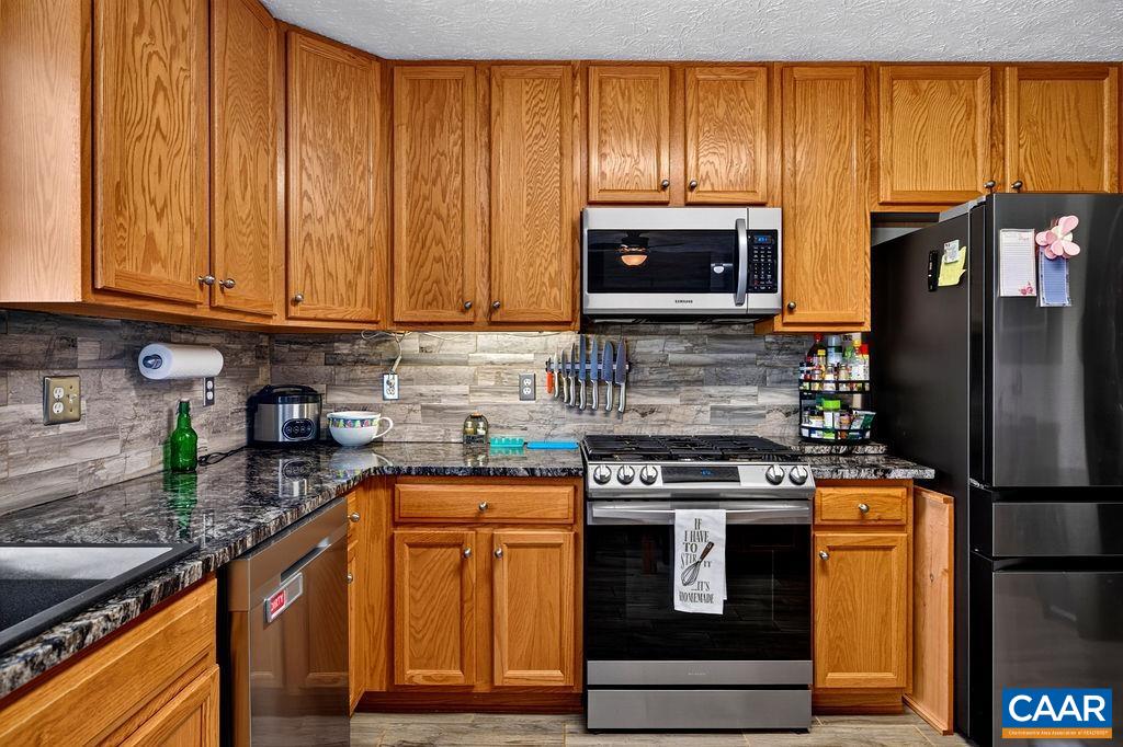 676 ROCKFISH SCHOOL LN, AFTON, Virginia 22920, 3 Bedrooms Bedrooms, ,2 BathroomsBathrooms,Residential,676 ROCKFISH SCHOOL LN,682179 MLS # 682179 676 ROCKFISH SCHOOL LN, AFTON, Virginia 22920, 3 Bedrooms Bedrooms, ,2 BathroomsBathrooms,Residential,676 ROCKFISH SCHOOL LN,682179 MLS # 682179