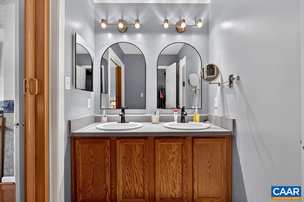 676 ROCKFISH SCHOOL LN, AFTON, Virginia 22920, 3 Bedrooms Bedrooms, ,2 BathroomsBathrooms,Residential,676 ROCKFISH SCHOOL LN,682179 MLS # 682179 676 ROCKFISH SCHOOL LN, AFTON, Virginia 22920, 3 Bedrooms Bedrooms, ,2 BathroomsBathrooms,Residential,676 ROCKFISH SCHOOL LN,682179 MLS # 682179