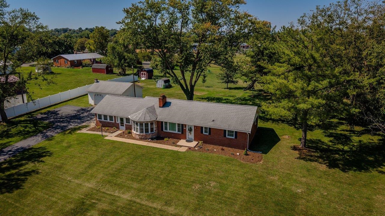Enjoy the space and convenience of a .92 acre level lot with plenty of room to spread out. Enjoy the space and convenience of a .92 acre level lot with plenty of room to spread out.