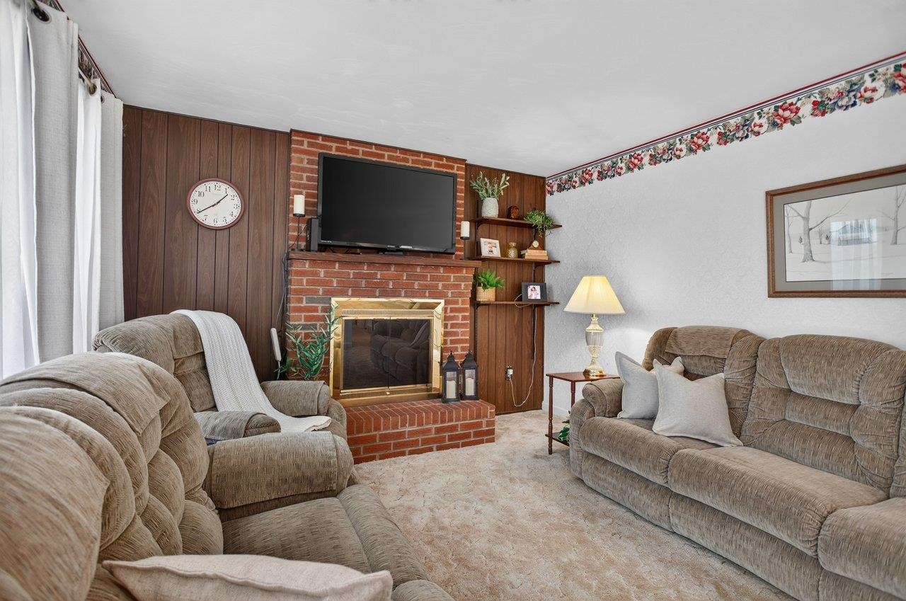2325 MAPLE DR, ROCKINGHAM, Virginia 22801, 3 Bedrooms Bedrooms, ,2 BathroomsBathrooms,Residential,Well maintained ranch with basement on a .92 acre ,2325 MAPLE DR,682183 MLS # 682183 2325 MAPLE DR, ROCKINGHAM, Virginia 22801, 3 Bedrooms Bedrooms, ,2 BathroomsBathrooms,Residential,Well maintained ranch with basement on a .92 acre ,2325 MAPLE DR,682183 MLS # 682183