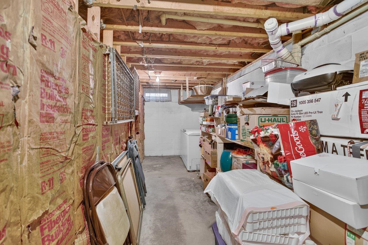 2325 MAPLE DR, ROCKINGHAM, Virginia 22801, 3 Bedrooms Bedrooms, ,2 BathroomsBathrooms,Residential,Well maintained ranch with basement on a .92 acre ,2325 MAPLE DR,682183 MLS # 682183 2325 MAPLE DR, ROCKINGHAM, Virginia 22801, 3 Bedrooms Bedrooms, ,2 BathroomsBathrooms,Residential,Well maintained ranch with basement on a .92 acre ,2325 MAPLE DR,682183 MLS # 682183