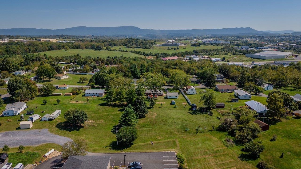 2325 MAPLE DR, ROCKINGHAM, Virginia 22801, 3 Bedrooms Bedrooms, ,2 BathroomsBathrooms,Residential,Well maintained ranch with basement on a .92 acre ,2325 MAPLE DR,682183 MLS # 682183 2325 MAPLE DR, ROCKINGHAM, Virginia 22801, 3 Bedrooms Bedrooms, ,2 BathroomsBathrooms,Residential,Well maintained ranch with basement on a .92 acre ,2325 MAPLE DR,682183 MLS # 682183