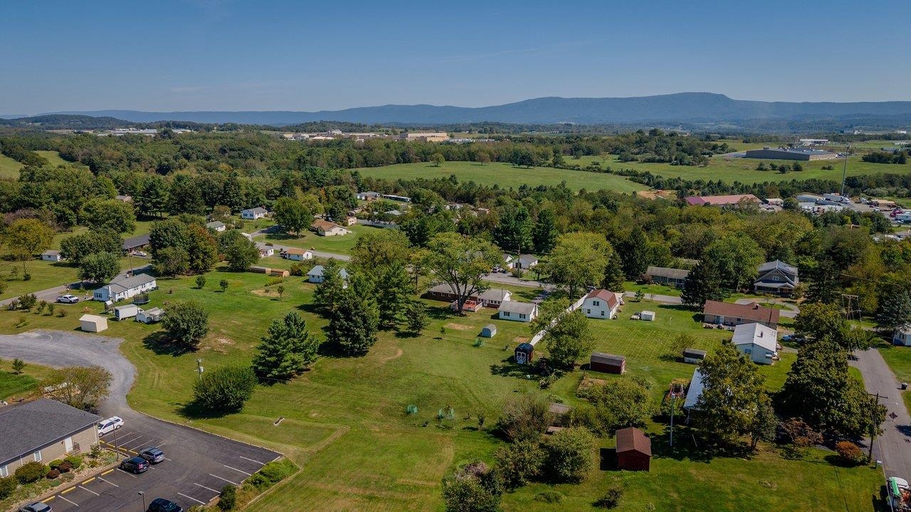 2325 MAPLE DR, ROCKINGHAM, Virginia 22801, 3 Bedrooms Bedrooms, ,2 BathroomsBathrooms,Residential,Well maintained ranch with basement on a .92 acre ,2325 MAPLE DR,682183 MLS # 682183 2325 MAPLE DR, ROCKINGHAM, Virginia 22801, 3 Bedrooms Bedrooms, ,2 BathroomsBathrooms,Residential,Well maintained ranch with basement on a .92 acre ,2325 MAPLE DR,682183 MLS # 682183