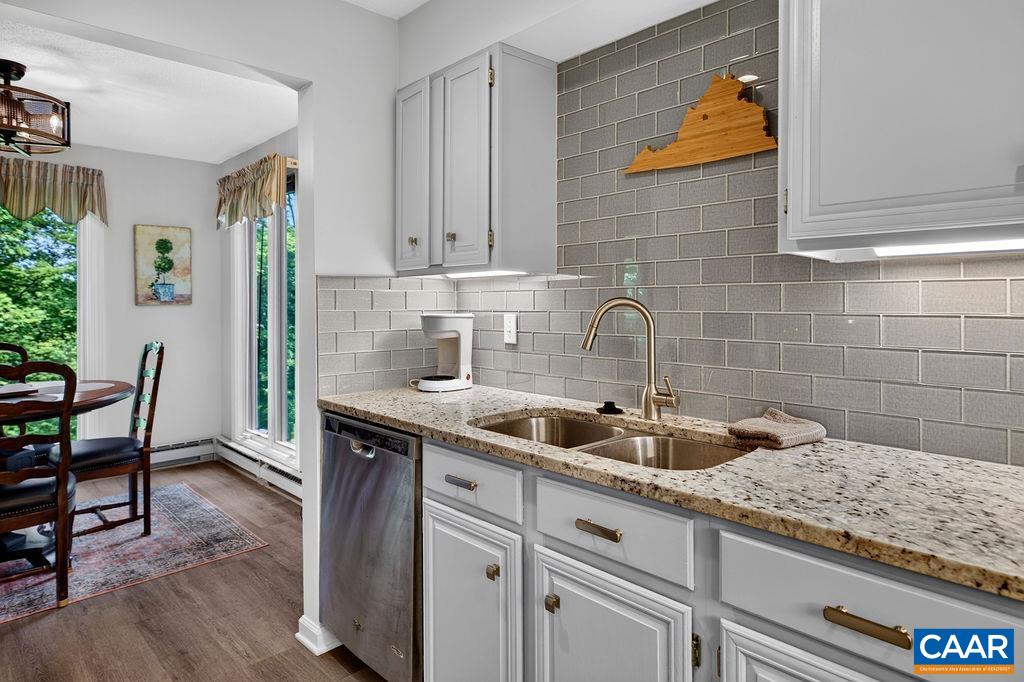2050 STONE RIDGE CONDOS, ROSELAND, Virginia 22967, 2 Bedrooms Bedrooms, ,2 BathroomsBathrooms,Residential,2050 STONE RIDGE CONDOS,682185 MLS # 682185 2050 STONE RIDGE CONDOS, ROSELAND, Virginia 22967, 2 Bedrooms Bedrooms, ,2 BathroomsBathrooms,Residential,2050 STONE RIDGE CONDOS,682185 MLS # 682185