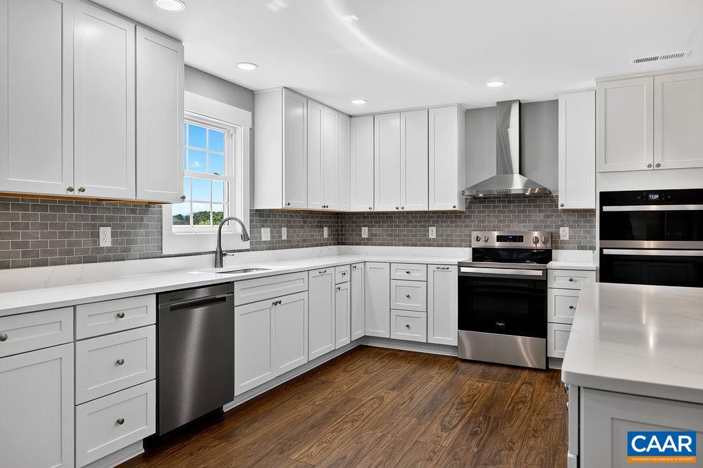 75 BRUSHY KNOB LN, STAUNTON, Virginia 24401, 5 Bedrooms Bedrooms, ,3 BathroomsBathrooms,Residential,75 BRUSHY KNOB LN,682191 MLS # 682191