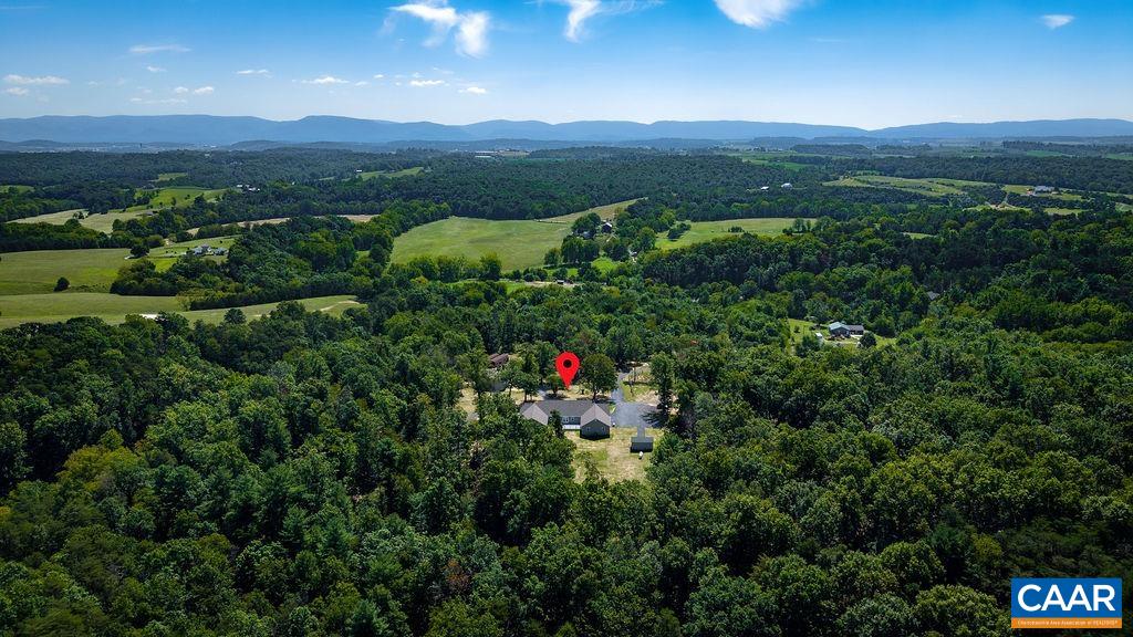 75 BRUSHY KNOB LN, STAUNTON, Virginia 24401, 5 Bedrooms Bedrooms, ,3 BathroomsBathrooms,Residential,75 BRUSHY KNOB LN,682191 MLS # 682191
