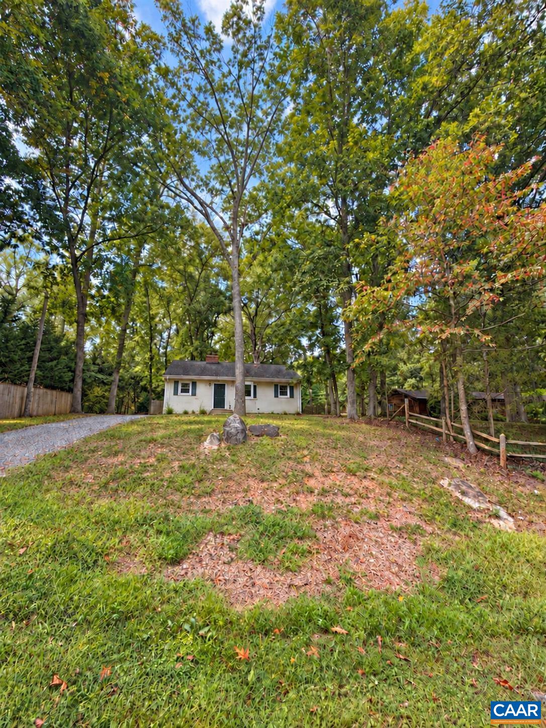 596 NORTH LAKESHORE DR, LOUISA, Virginia 23093, 3 Bedrooms Bedrooms, ,1 BathroomBathrooms,Residential,596 NORTH LAKESHORE DR,682194 MLS # 682194