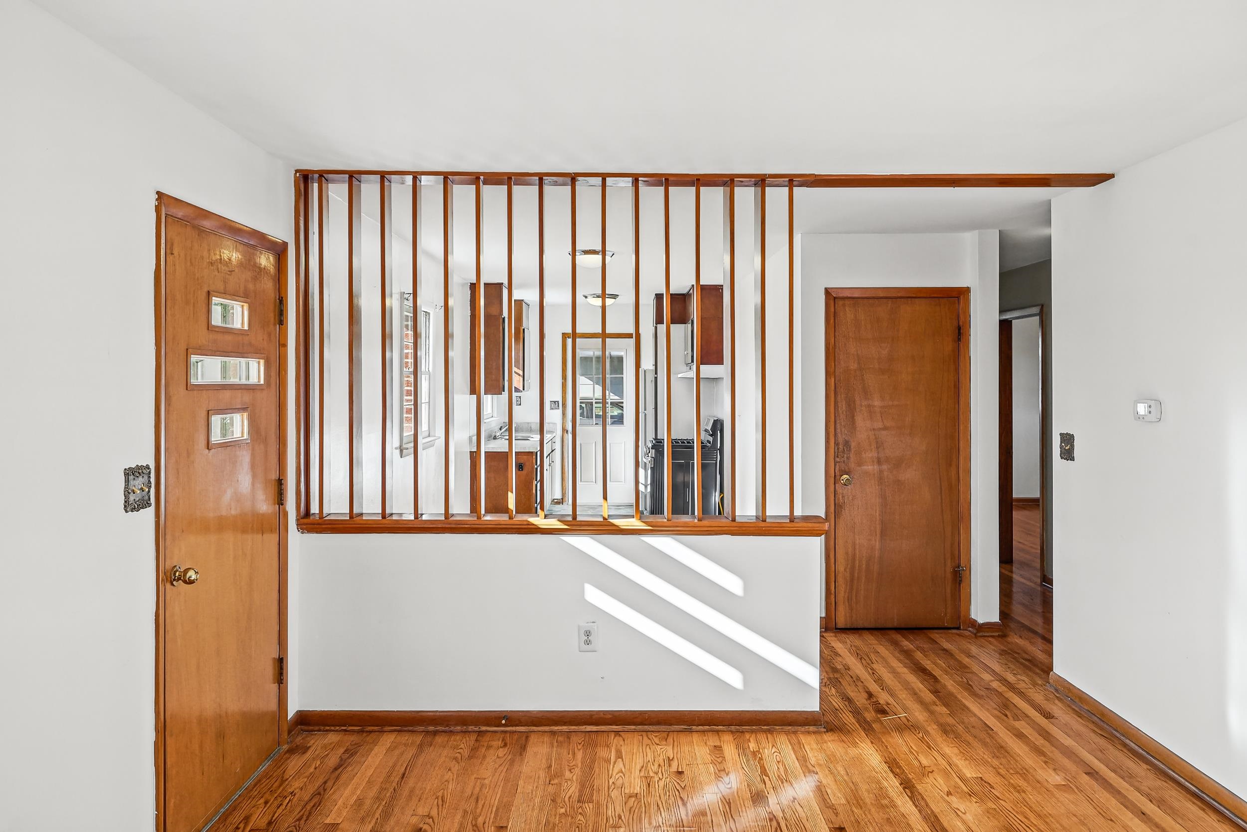 316 MONUMENT DR, STAUNTON, Virginia 24441, 3 Bedrooms Bedrooms, ,1 BathroomBathrooms,Residential,316 Monument Drive, Staunton, Va 24441,316 MONUMENT DR,682196 MLS # 682196 316 MONUMENT DR, STAUNTON, Virginia 24441, 3 Bedrooms Bedrooms, ,1 BathroomBathrooms,Residential,316 Monument Drive, Staunton, Va 24441,316 MONUMENT DR,682196 MLS # 682196
