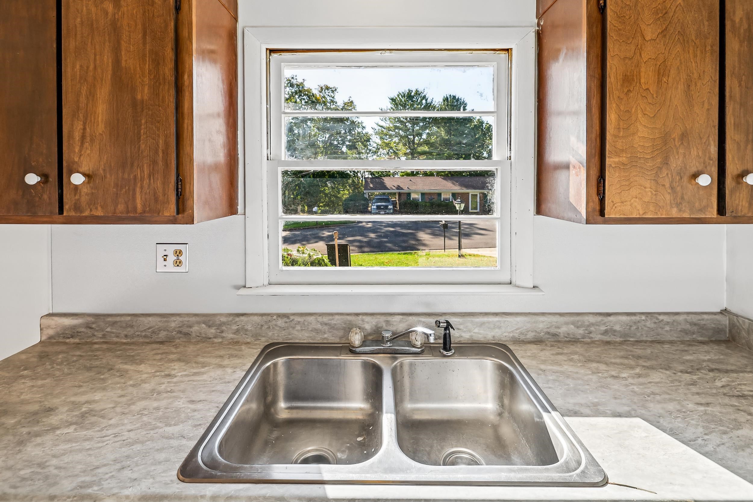 316 MONUMENT DR, STAUNTON, Virginia 24441, 3 Bedrooms Bedrooms, ,1 BathroomBathrooms,Residential,316 Monument Drive, Staunton, Va 24441,316 MONUMENT DR,682196 MLS # 682196 316 MONUMENT DR, STAUNTON, Virginia 24441, 3 Bedrooms Bedrooms, ,1 BathroomBathrooms,Residential,316 Monument Drive, Staunton, Va 24441,316 MONUMENT DR,682196 MLS # 682196