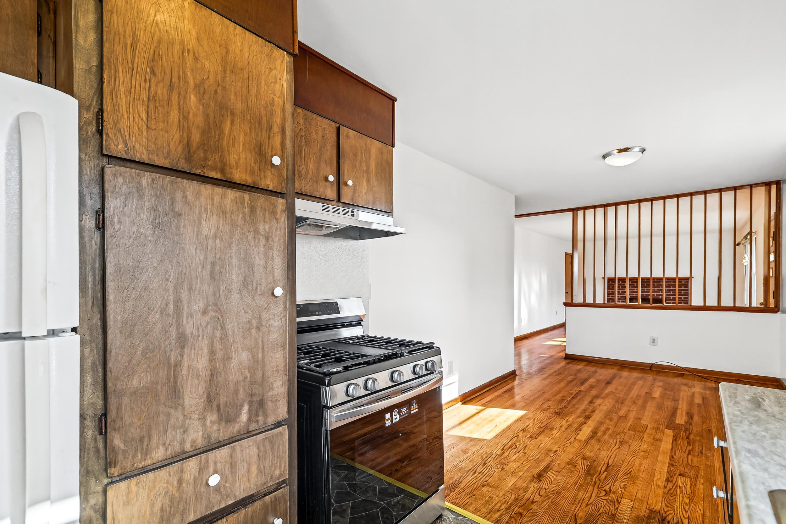 316 MONUMENT DR, STAUNTON, Virginia 24441, 3 Bedrooms Bedrooms, ,1 BathroomBathrooms,Residential,316 Monument Drive, Staunton, Va 24441,316 MONUMENT DR,682196 MLS # 682196 316 MONUMENT DR, STAUNTON, Virginia 24441, 3 Bedrooms Bedrooms, ,1 BathroomBathrooms,Residential,316 Monument Drive, Staunton, Va 24441,316 MONUMENT DR,682196 MLS # 682196