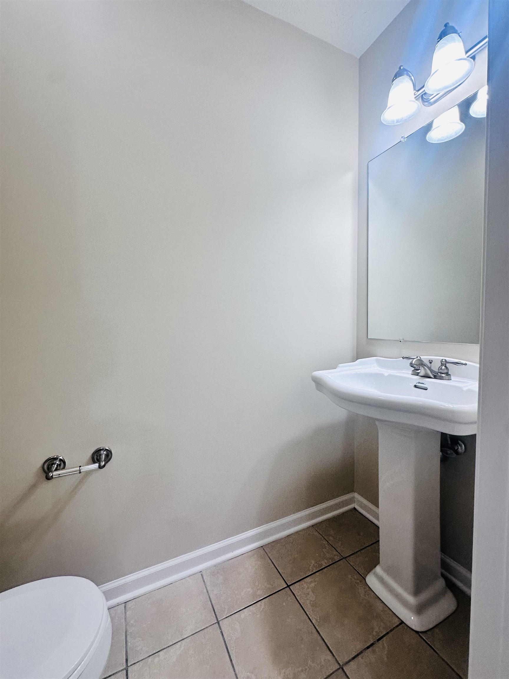 13 ABBEY CT, FISHERSVILLE, Virginia 22939, 3 Bedrooms Bedrooms, ,2 BathroomsBathrooms,Residential,13 ABBEY CT,682197 MLS # 682197
